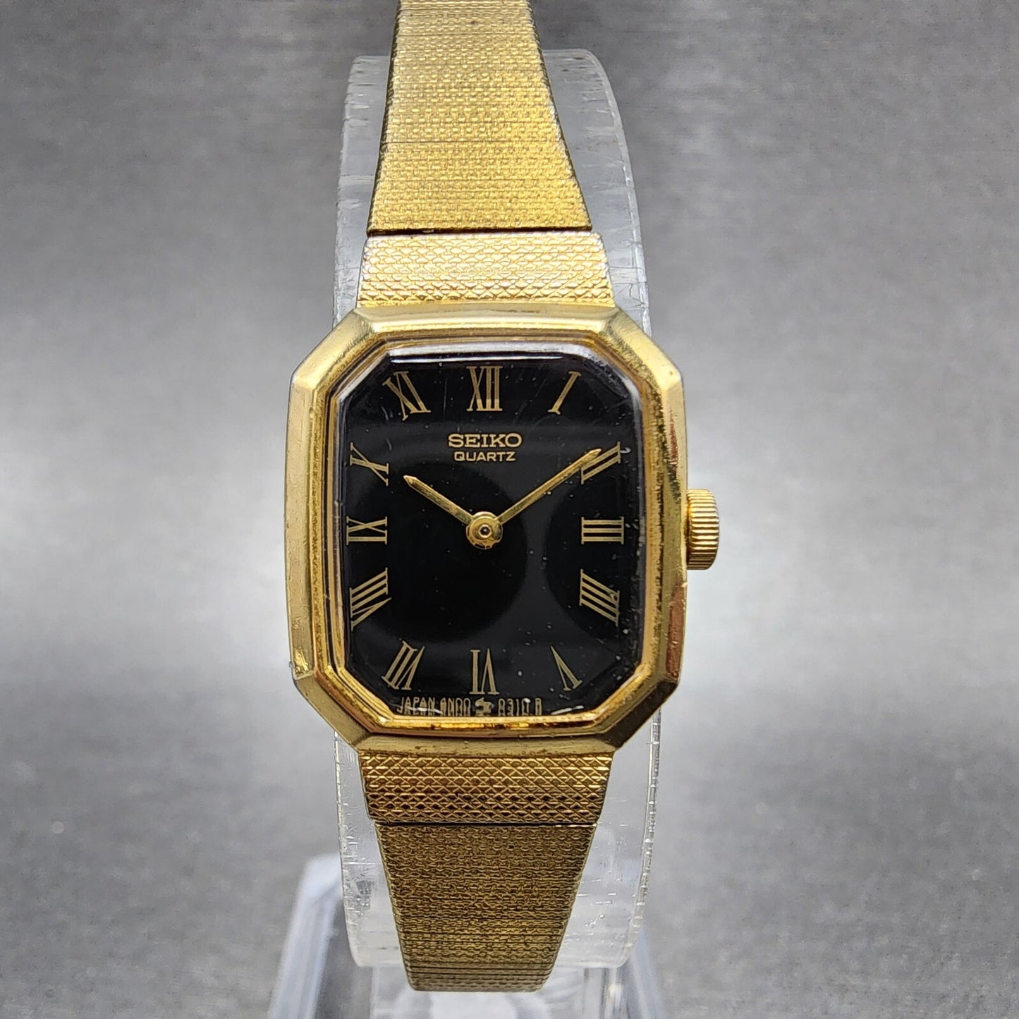 Seiko Watch Women 17mm Black Dial Gold Tone Octagon 4N00-5139 New Battery B123