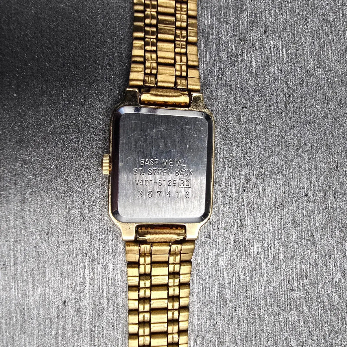 Seiko Tank Watch Women 17mm Champagne Dial Gold Rectangle V401-5129 NewBatt JEP410