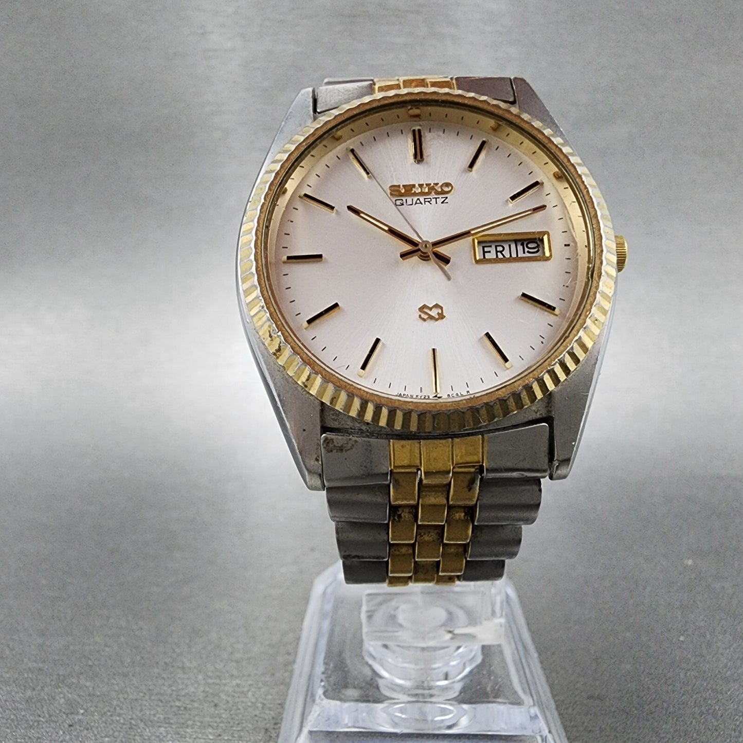 Seiko SQ President Watch Men 37mm Silver Dial Two Tone Daydate 5y23-8a69 New Bat