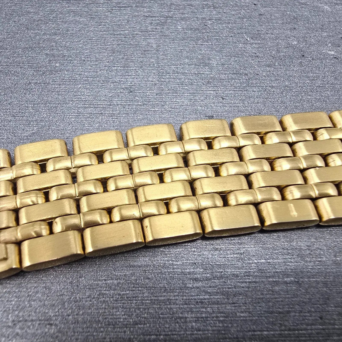 Seiko Bracelet 15mm Stainless Steel Gold Tone Vintage Japan 43G6-BI15