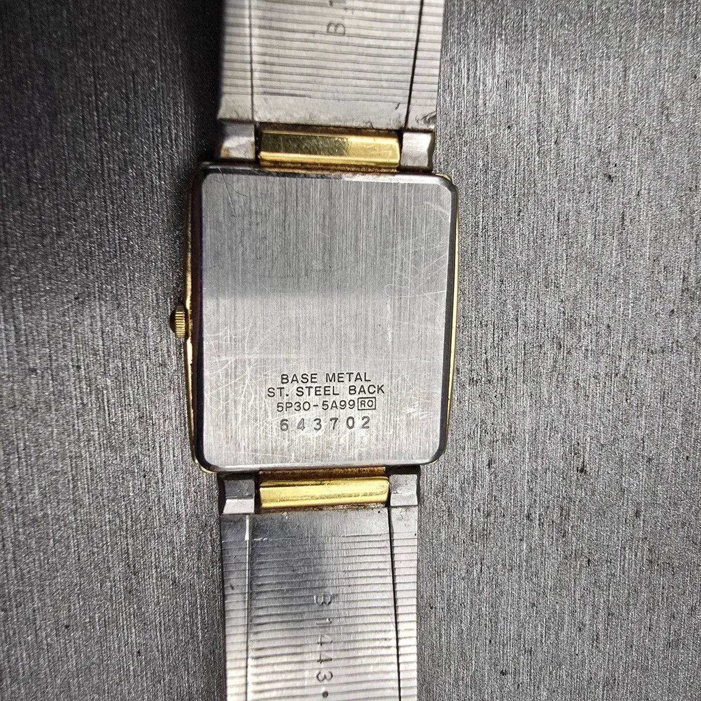 Seiko Tank Watch Men 25mm Gold Dial Gold Tone Rectangle 5P30-5A99 New Batt VTG10