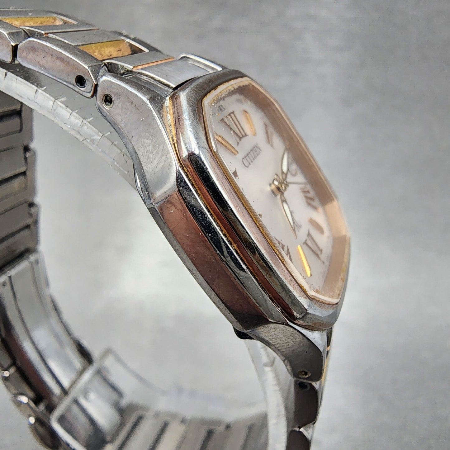Citizen Eco-Drive XC Watch Women 26mm White Dial Two Tone Date H058-T017568 Runs
