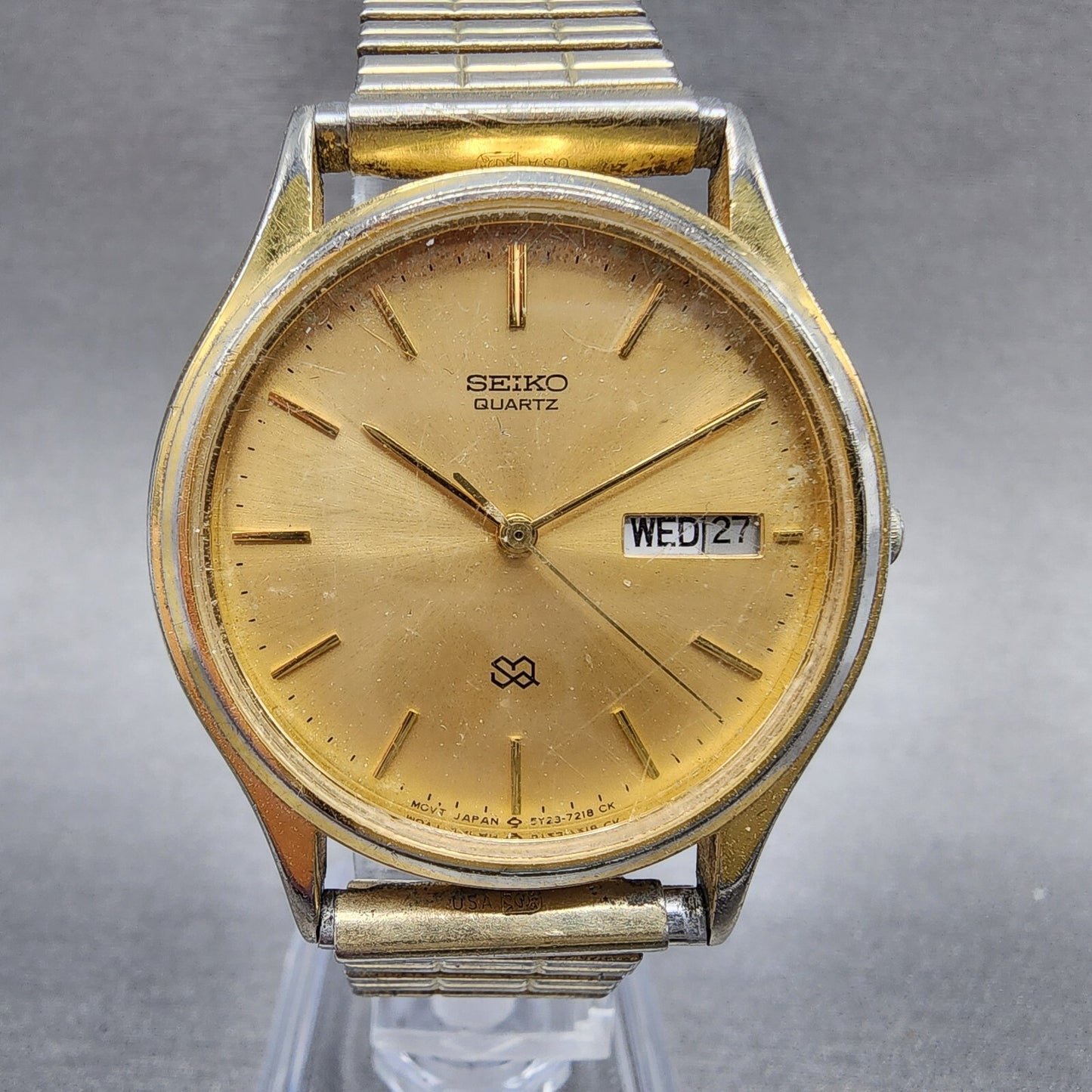 Seiko SQ Watch Men 34mm Gold Dial Gold Tone Dadyate Round 5Y23-7079 New Battery