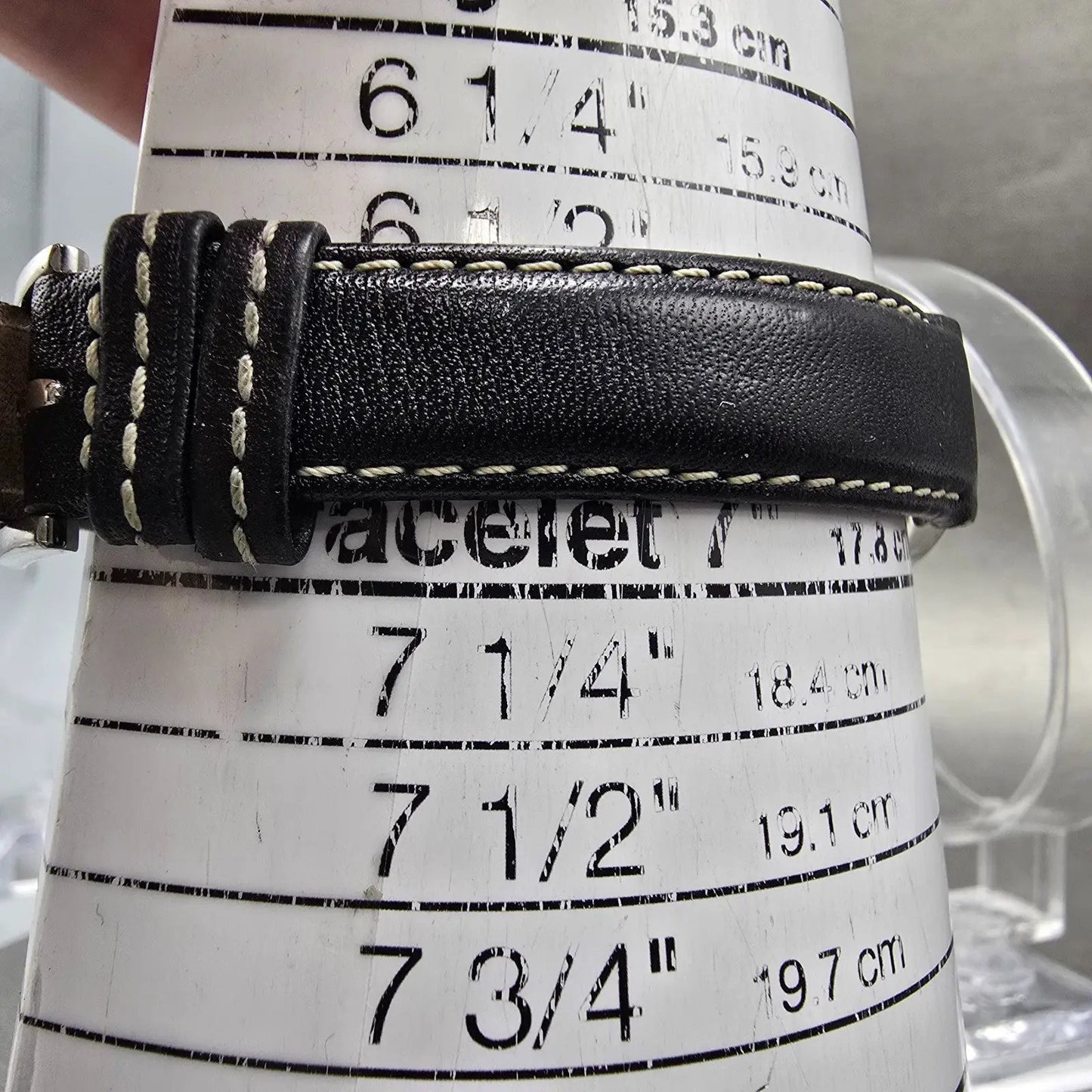 Coach Watch Women 22mm White Dial Silver Tone Asymmetrical 0218 New Battery10