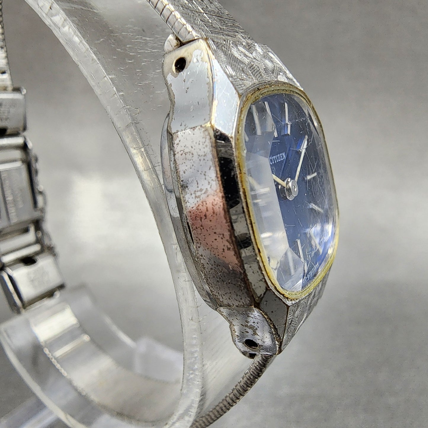 Citizen Watch Women 19mm Blue Dial Silver Tone Manual Runs 4-676173
