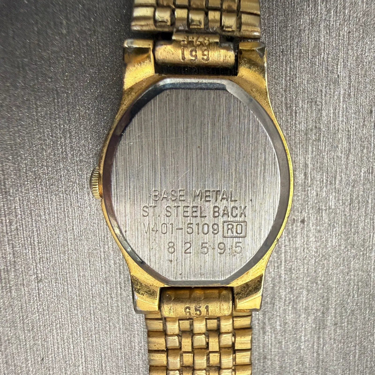 48304572
