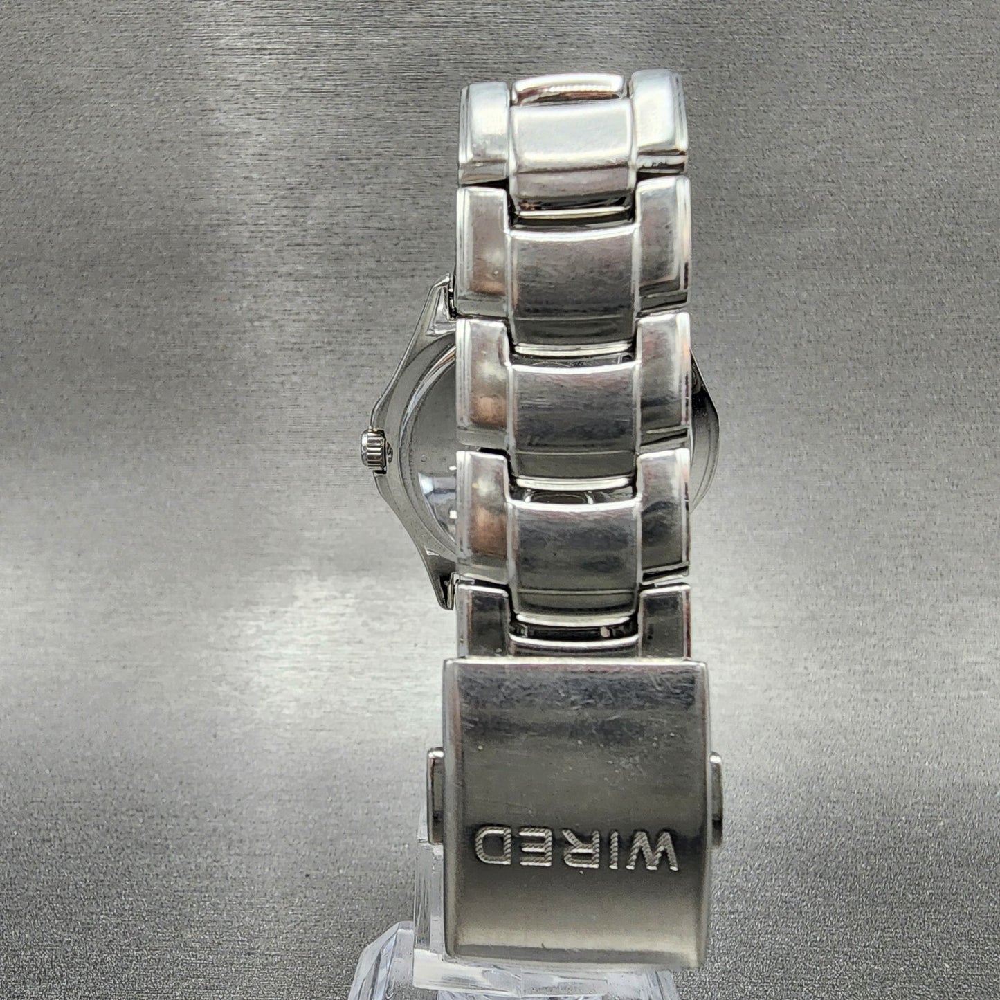 Seiko Wired Solar Watch Men 37mm Black Dial Silver Tone Date V145-0av0 Runs