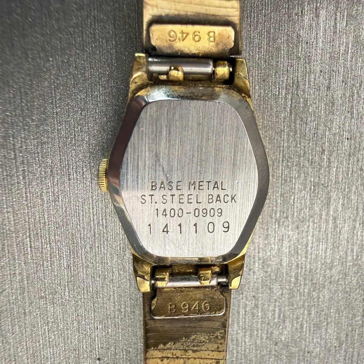 48304711
