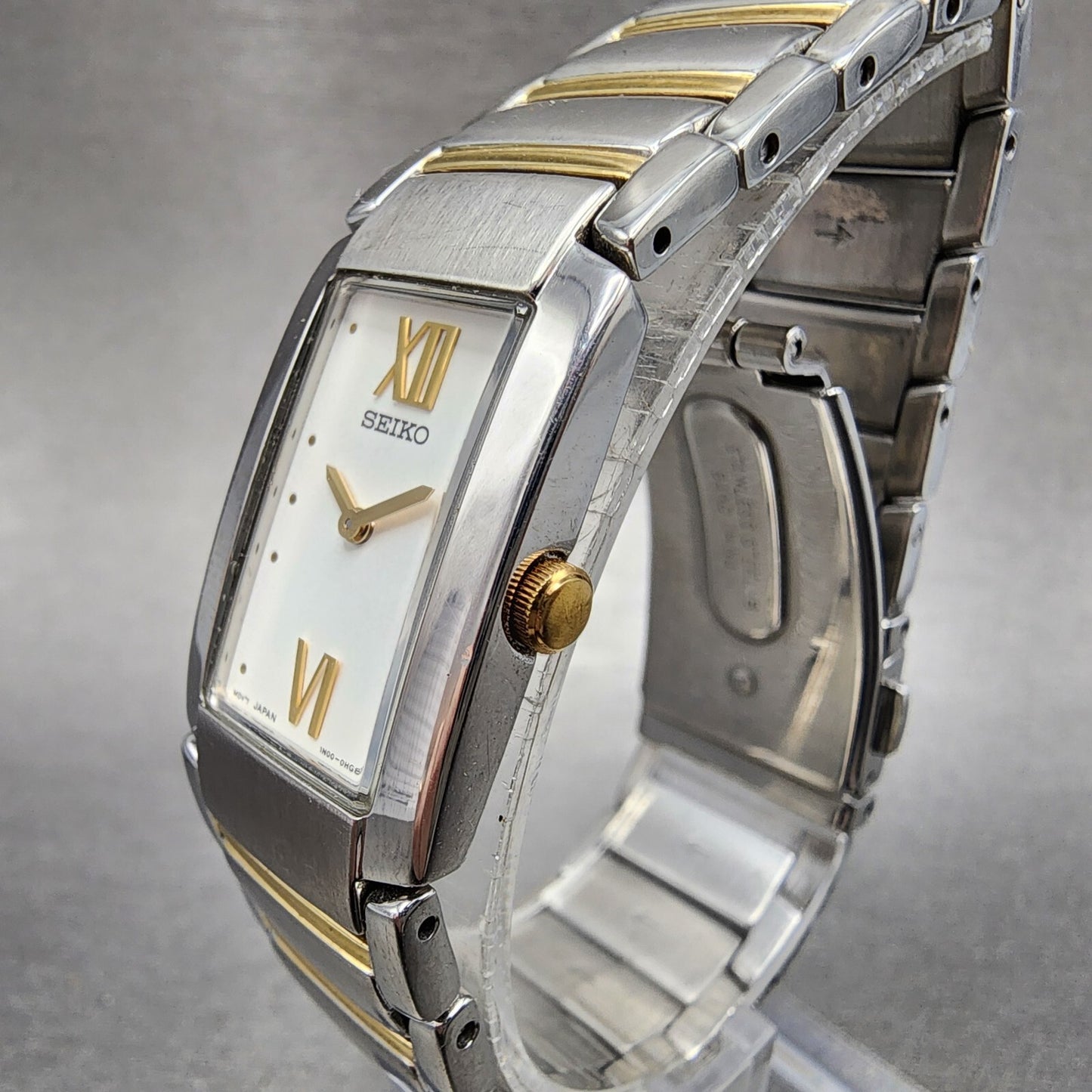 Seiko Tank Watch Women 18mm White Dial Toe Tone Rectangle 1n00-0ez0 New Battery