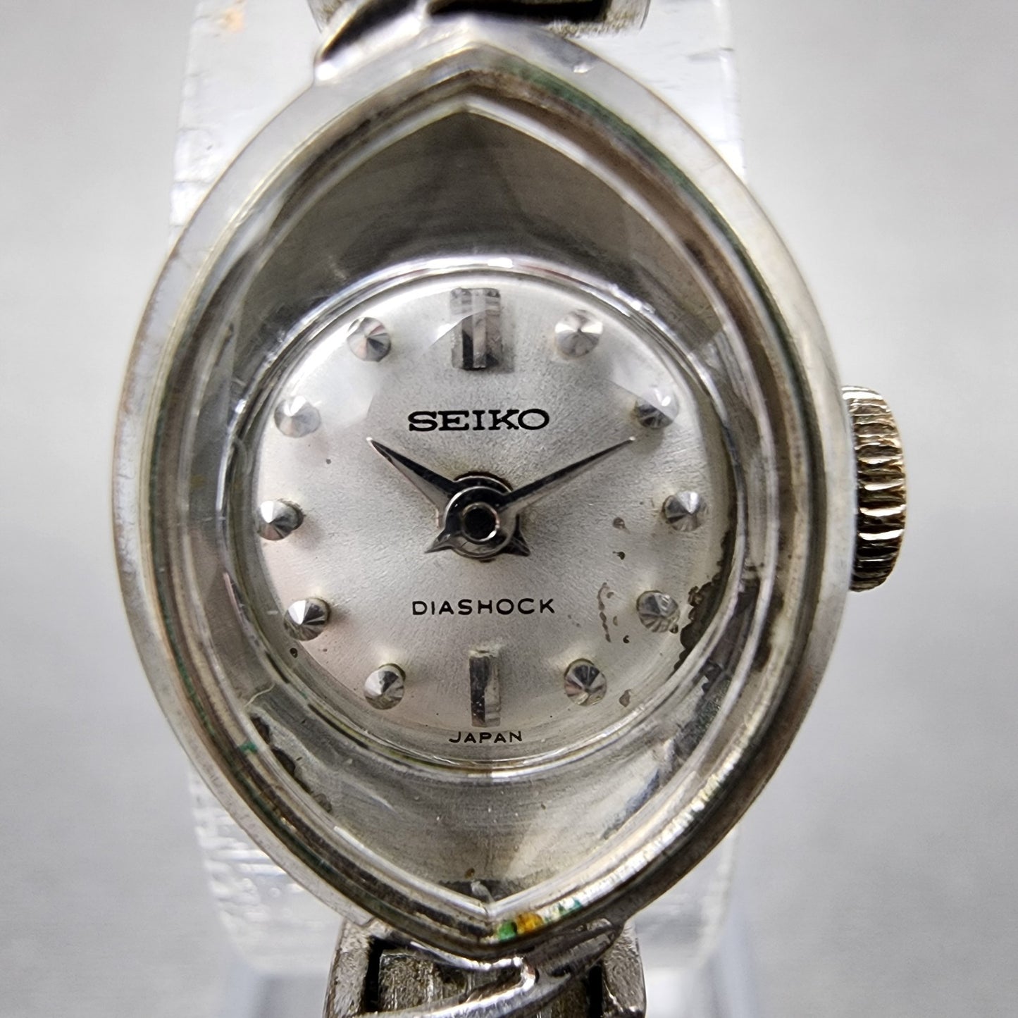 Seiko Watch Women 15mm silver Dial Silver Tone Oval 10-8160 Manual