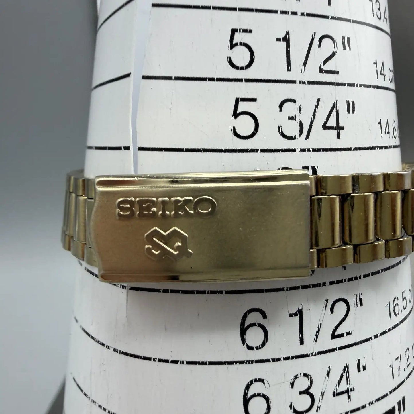 Seiko SQ Watch Women 24mm Champagne Dial Gold Tone Daydate 3E23-0A69 New Batt U910