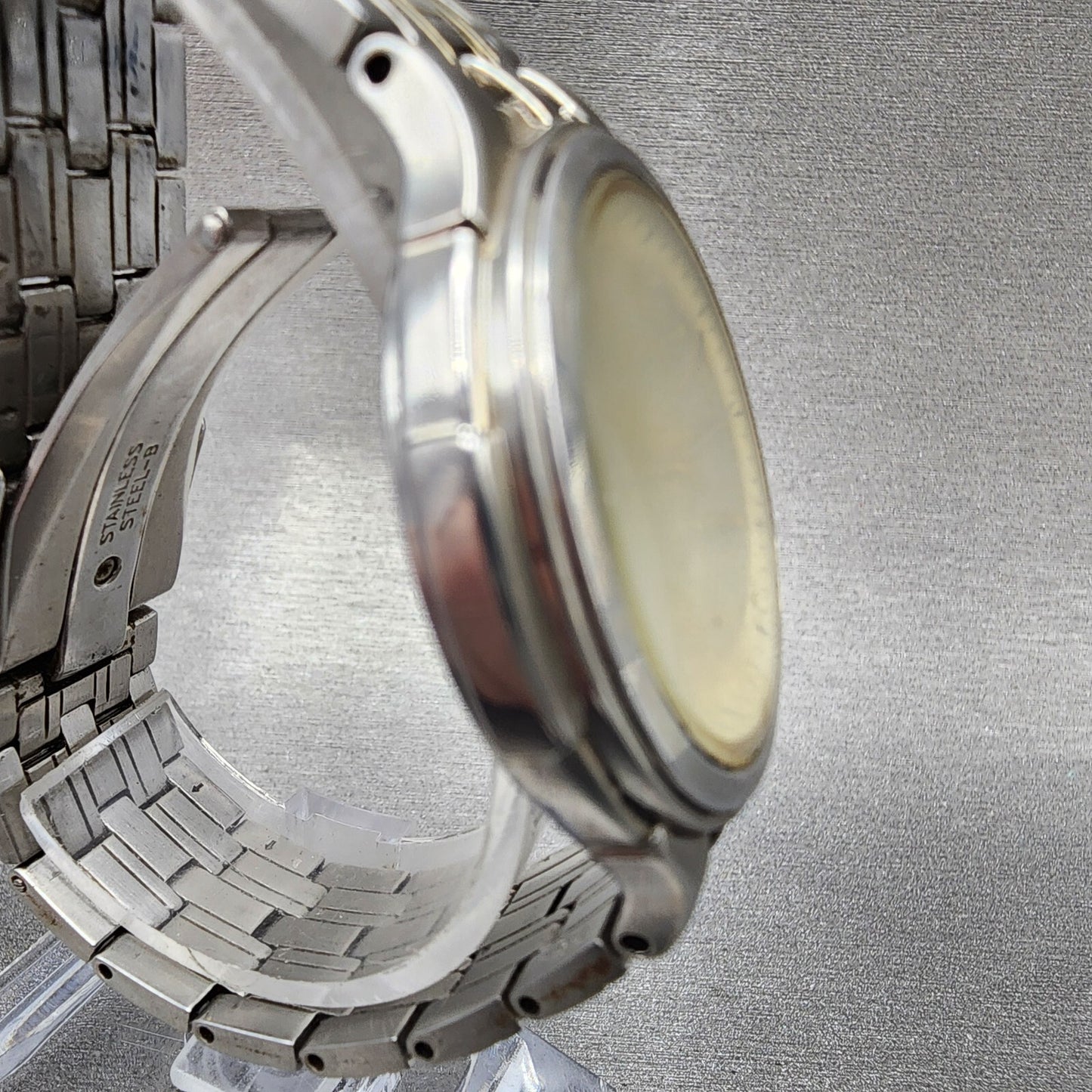 Seiko Solar Watch Men 35mm Champagne Dial Two Tone Round V181-0AK0 Runs
