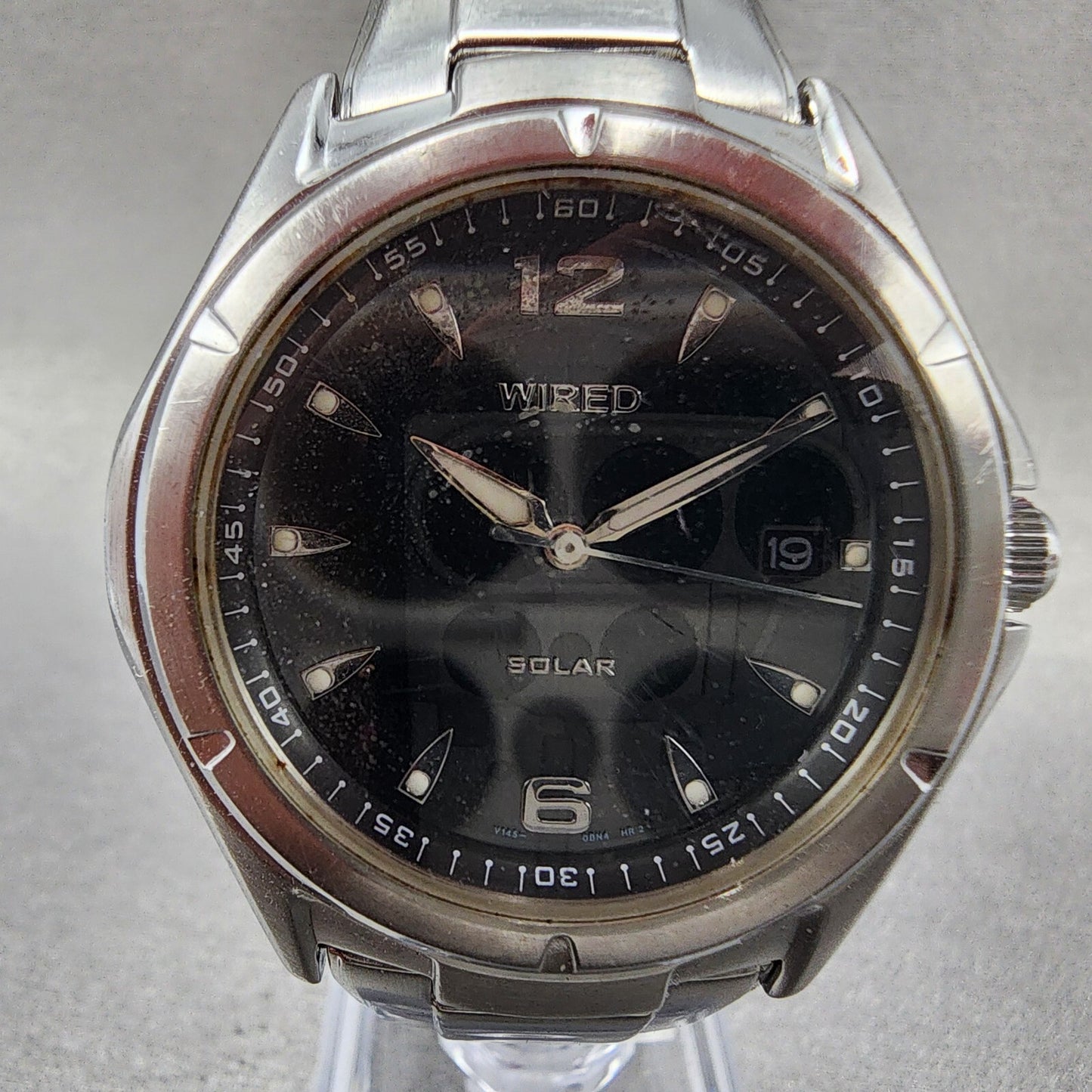 Seiko Wired Solar Watch Men 37mm Black Dial Silver Tone Date V145-0av0 Runs