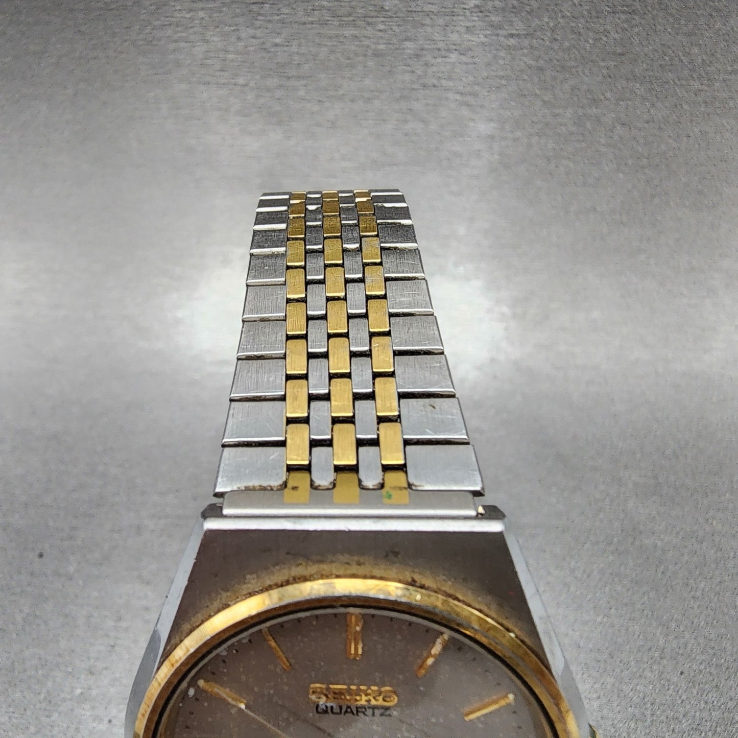 Seiko SQ Watch Men 35mm Gray Dial Two Tone Daydate 8123-7249 PARTS