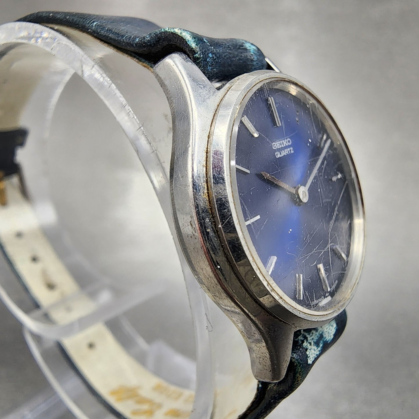 VTG Seiko Watch Women 24mm Blue Dial Silver Tone Round 43-0039 PARTS