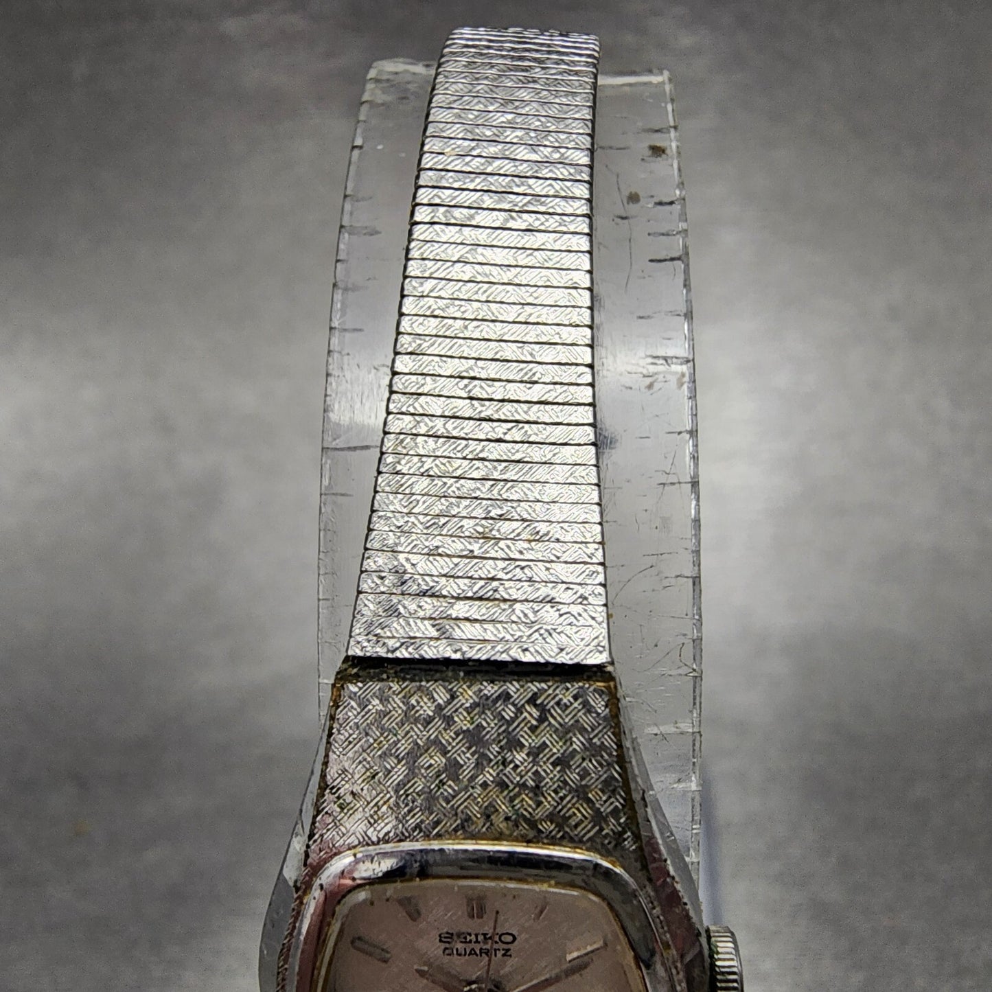 Seiko Watch Women 17mm Silver Dial Silver Tone Hexagon 4N01-5021 New Battery