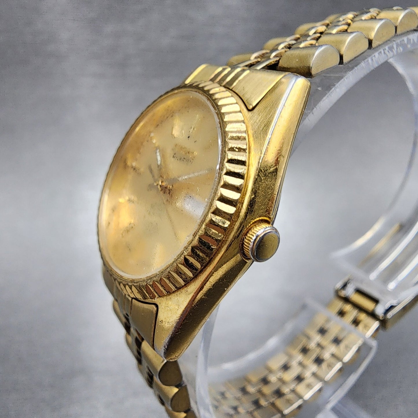 Seiko Watch Women 24mm Gold Dial Gold Tone Daydate Round 7N83-0041 New Battery