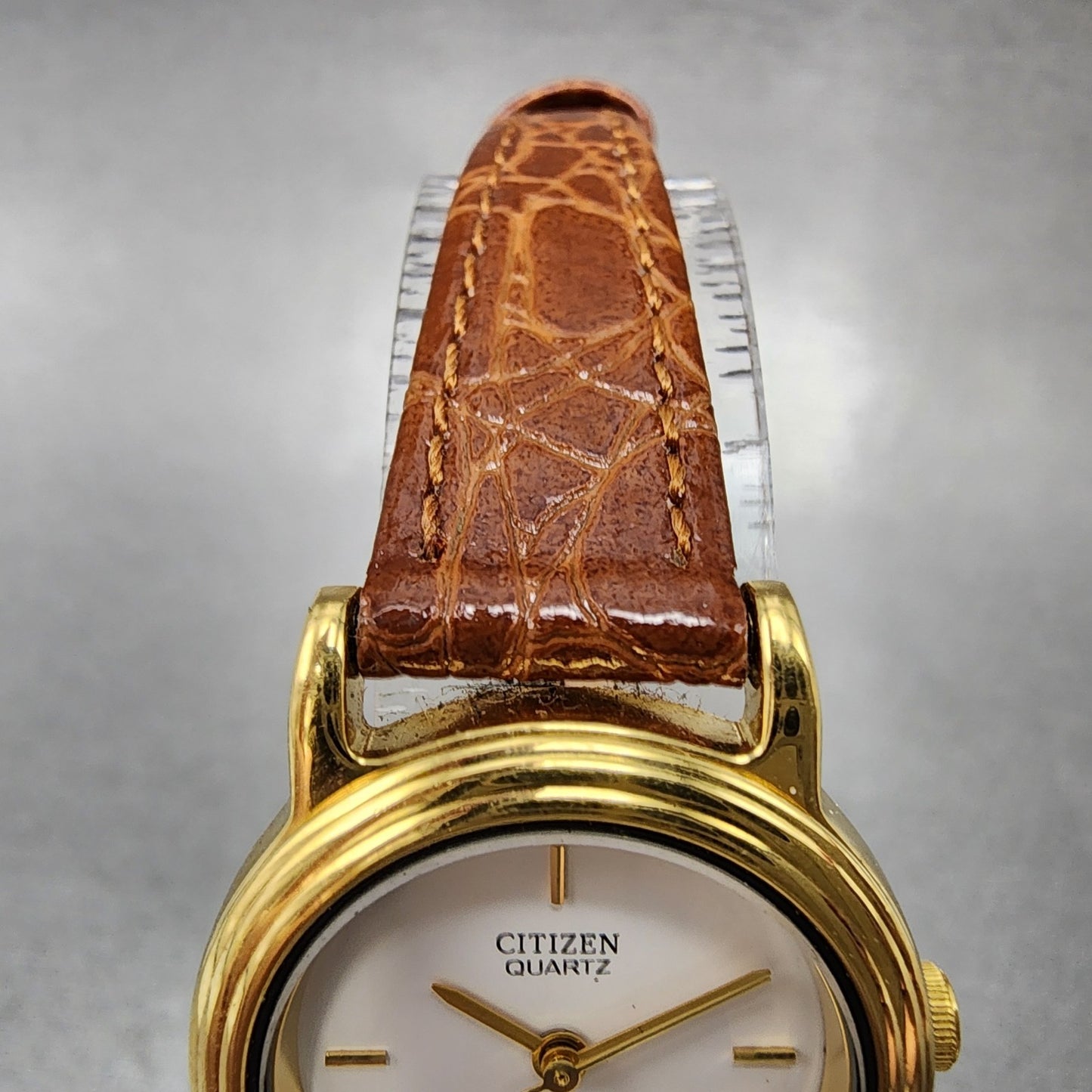 Citizen Watch Women 24mm White Dial Gold Tone Round 6031-077211 New Battery