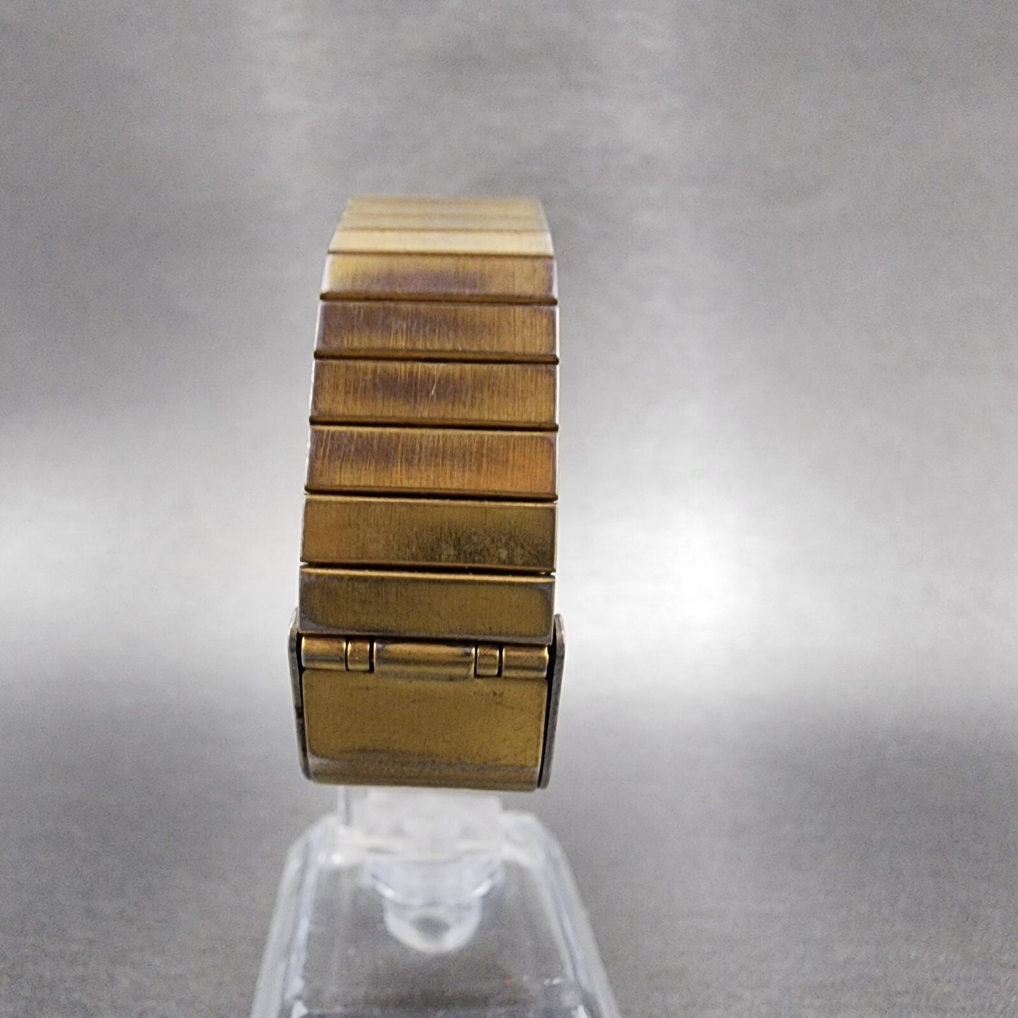 Seiko Tank Watch Men 26mm Black Dial Gold Tone Rectangle 5Y30-5B59 READ!!!! Runs
