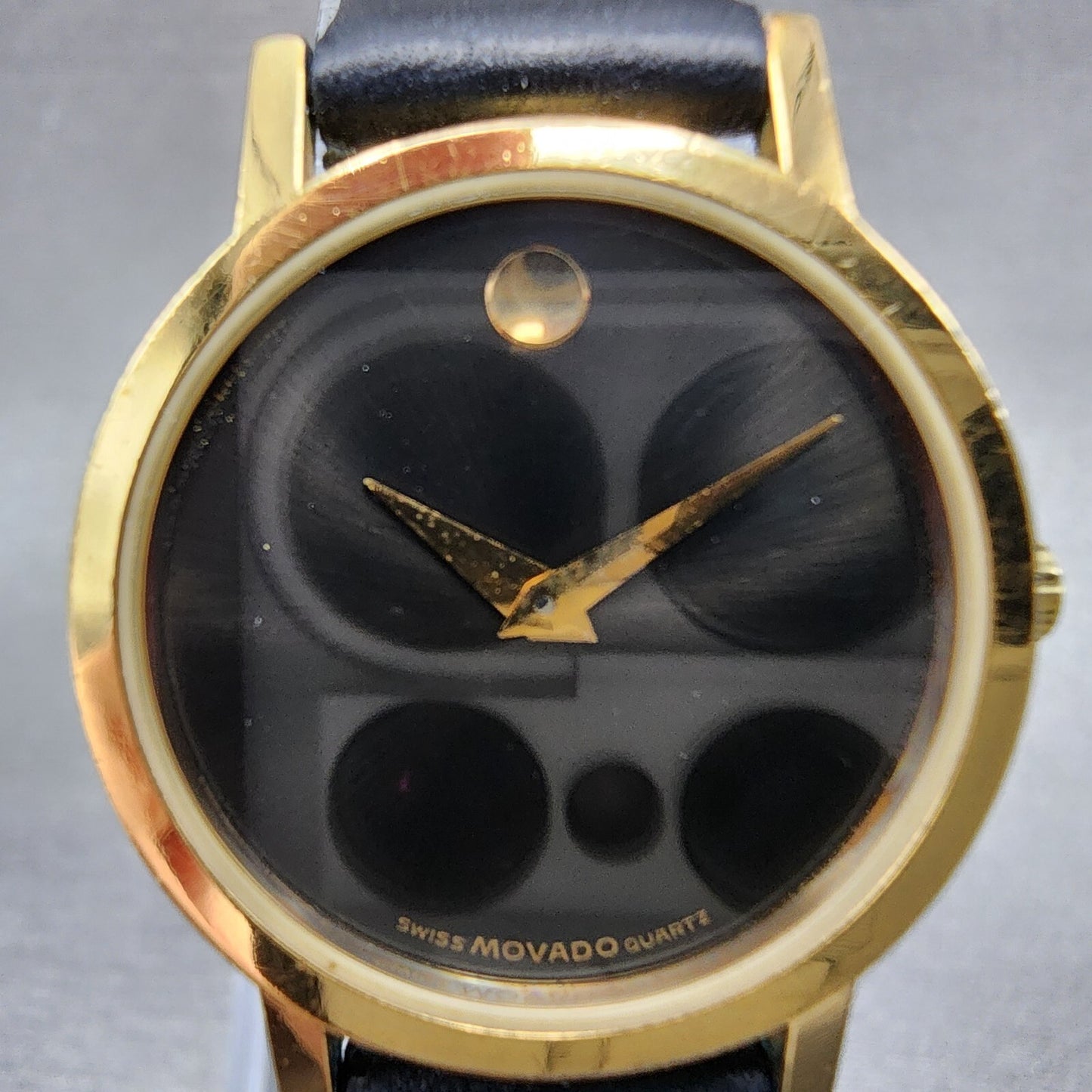 Movado Museum Watch Women 25mm Black Dial Gold Tone Round 87-25-832 New Batt B12