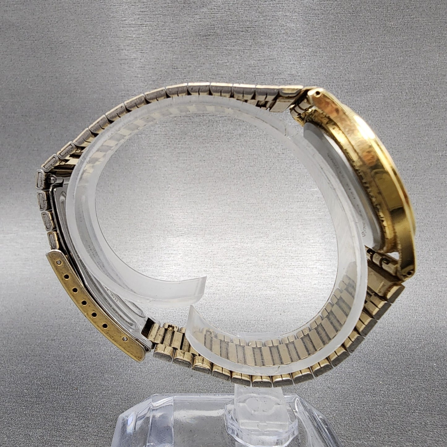 Seiko Alba Watch Men 32mm White Dial Gold Tone Round V515-6470 New Battery