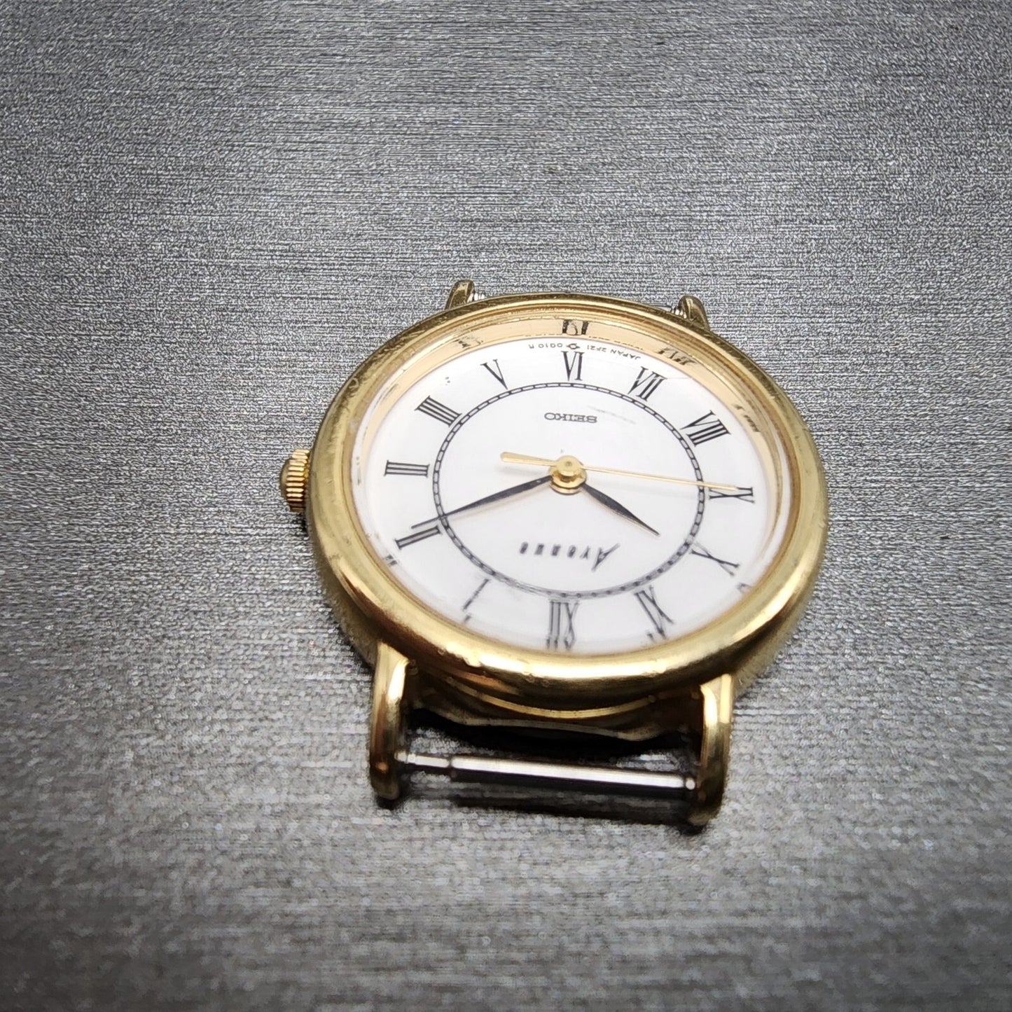Seiko Avenue Watch Women 23mm White Dial Gold Tone Round 2P21-0B50 New Battery