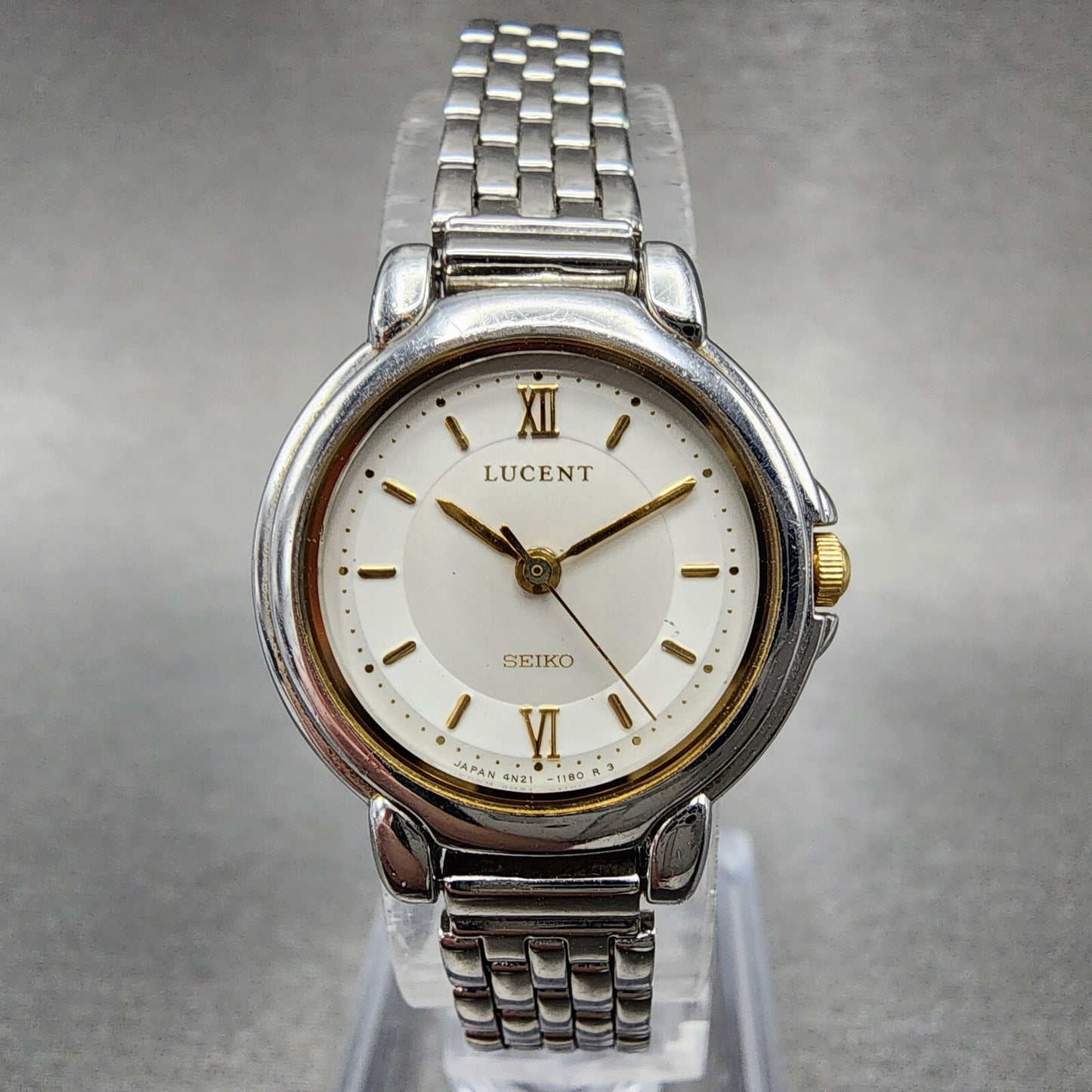 Seiko Lucent Watch Women 23mm White Dial Silver Tone Round 4N21-0610 New Battery