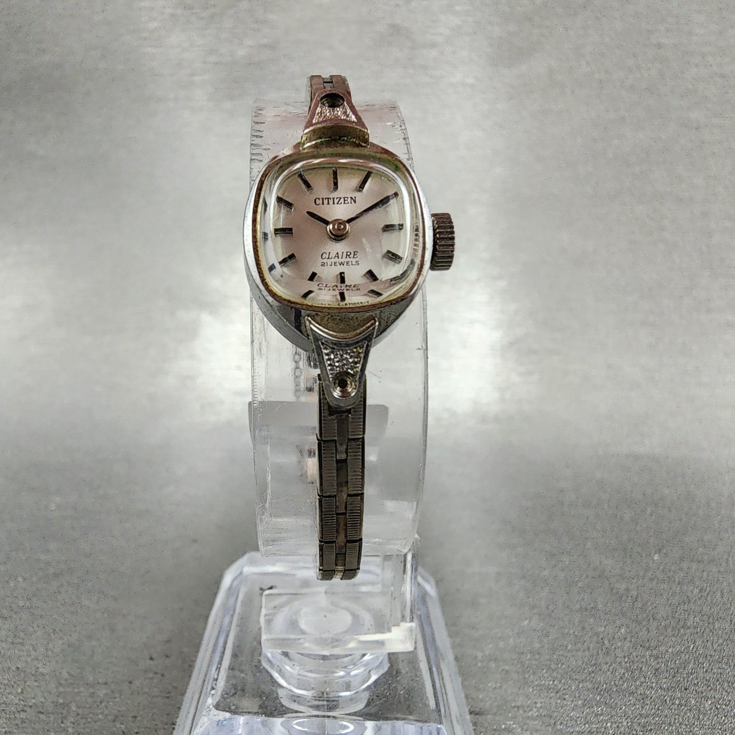 Citizen Claire Watch Women 15mm Silver Dial White Gold Plated Manual Wind Runs