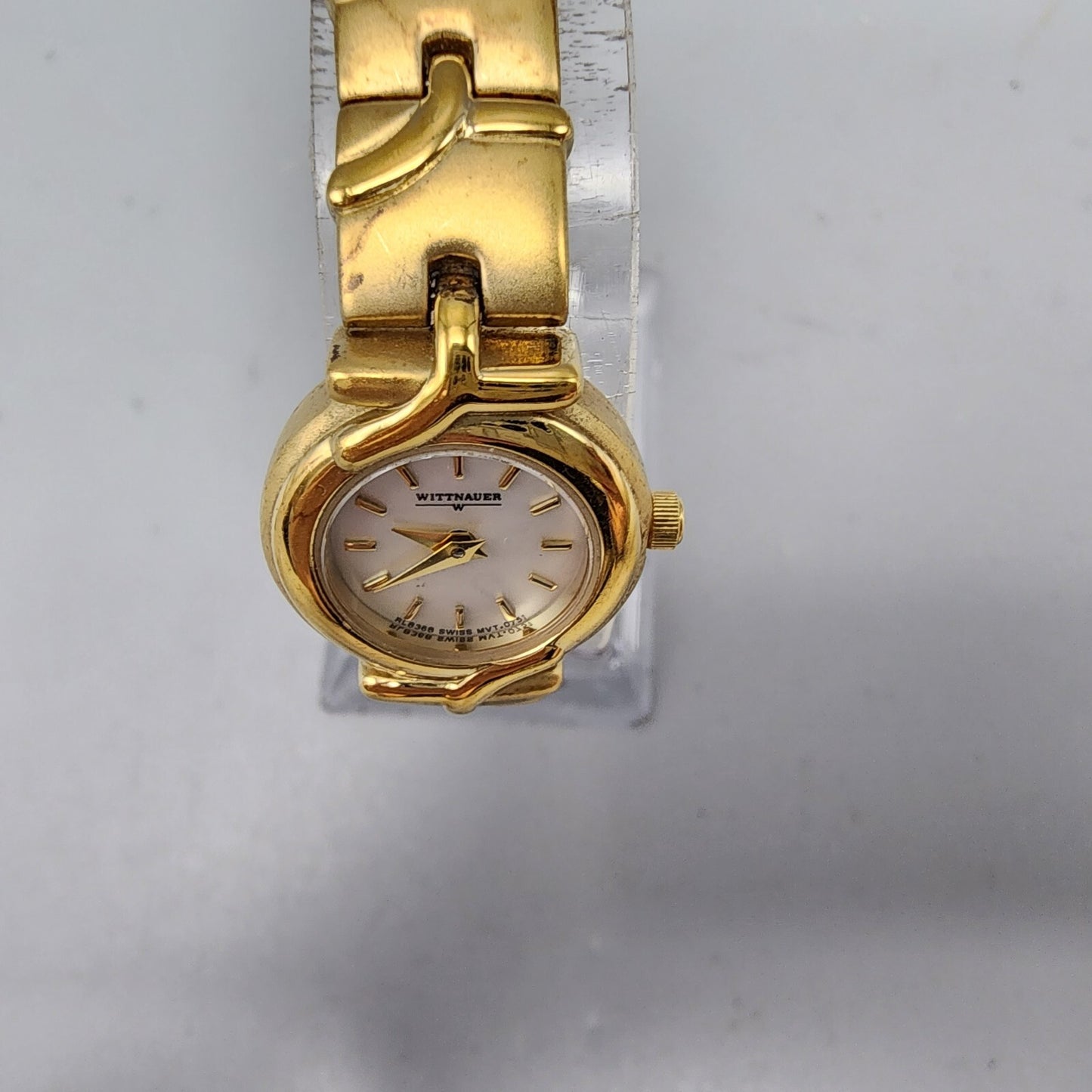 Wittnauer Watch Women Gold Tone MOP Dial Round 19mm RL8368 New Batttery