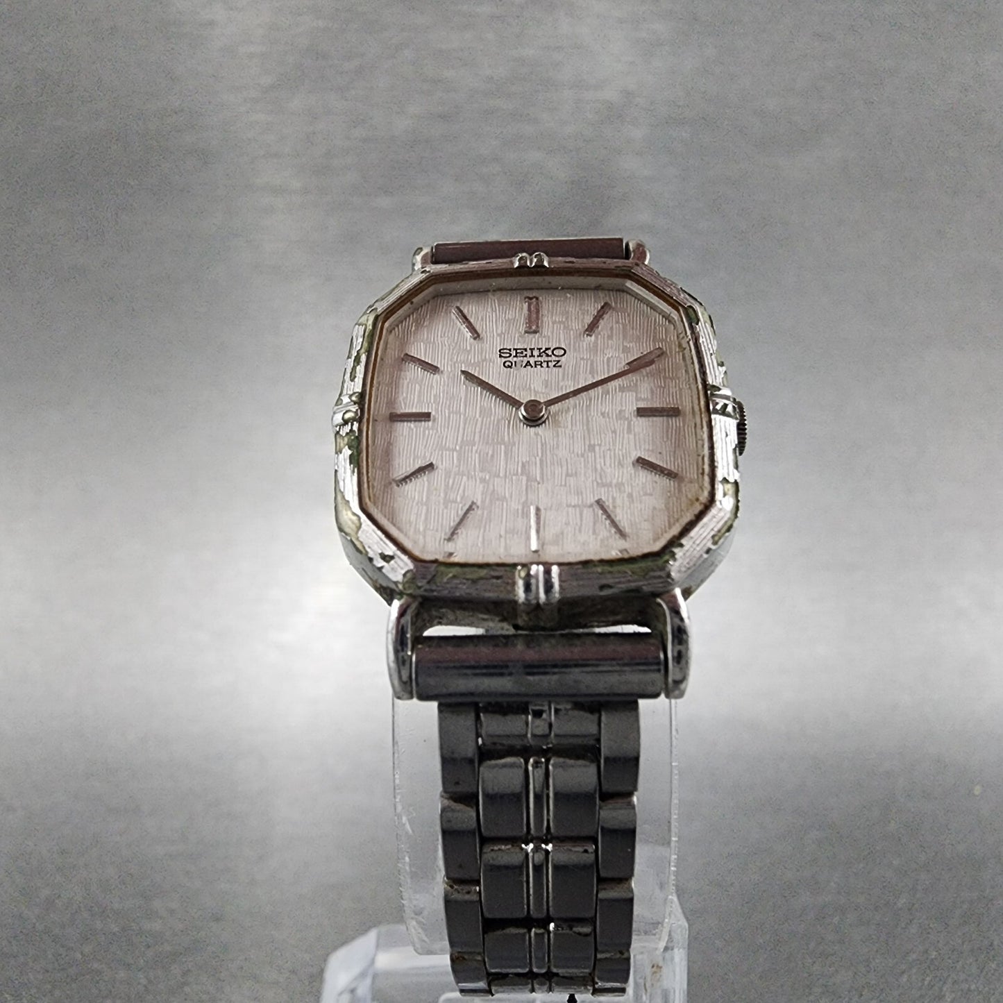 Seiko Watch Women 21mm Silver Dial Silver Tone Rectangle 2320-5920 New Battery