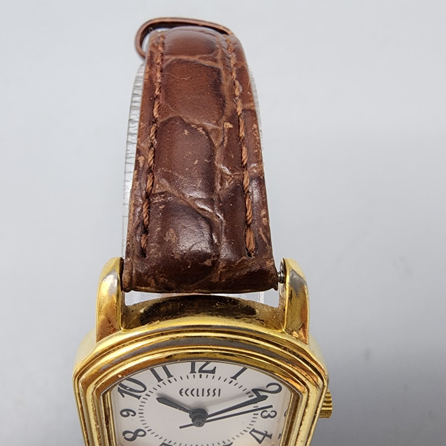 Ecclissi Watch Women 26mm White Dial Gold Tone Ellipse Case New Battery