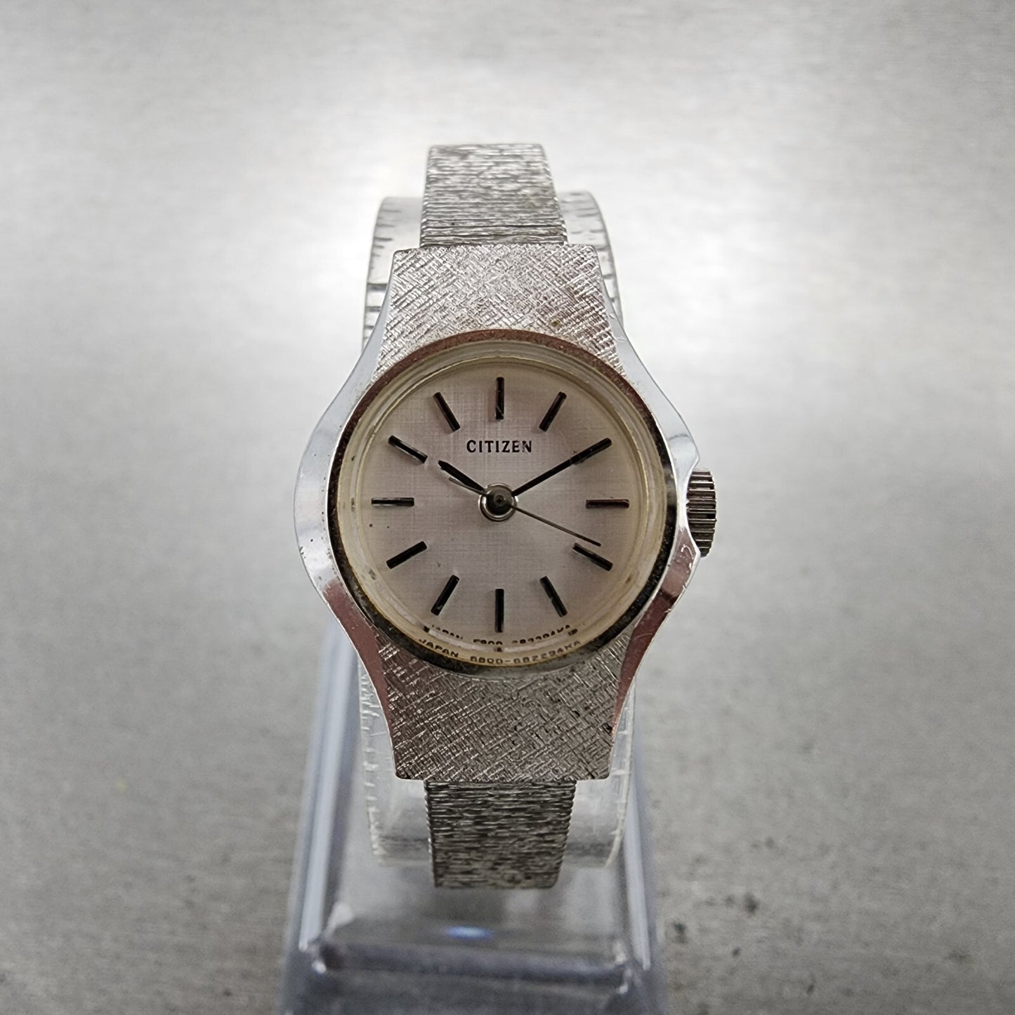 Citizen Watch Women 19mm Silver Dial Silver Tone Manual 4-681584-S Runs