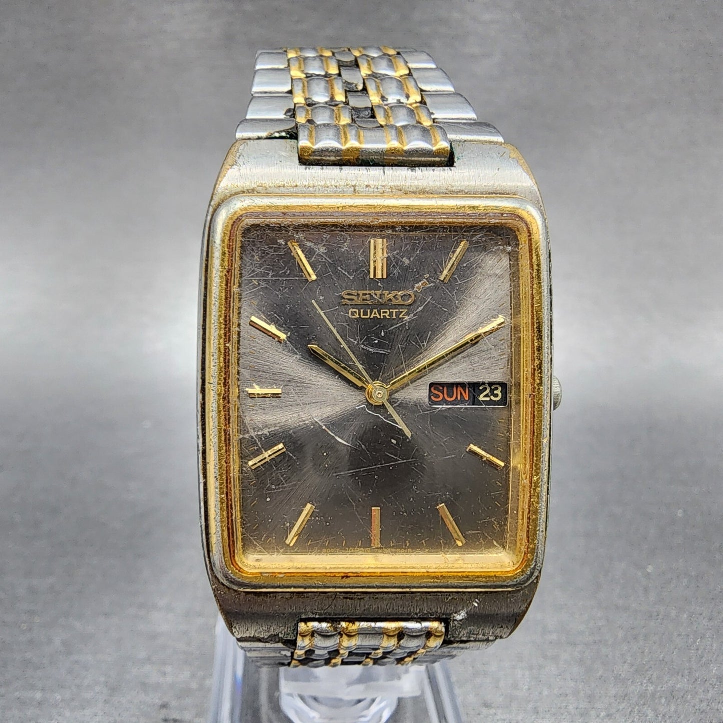 VTG Seiko Tank Watch Men 28mm Gray Dial Two Tone Daydate Rectangle New Battery
