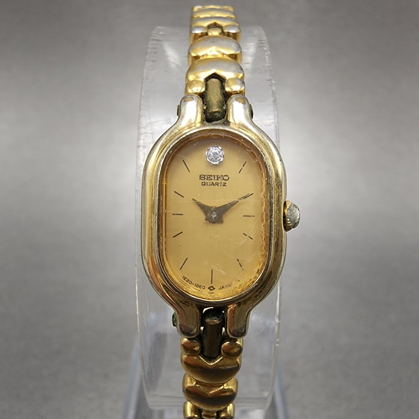 Seiko Watch Women 13mm Champagne Dial Gold Tone Oval 1e20-6039 New Battery