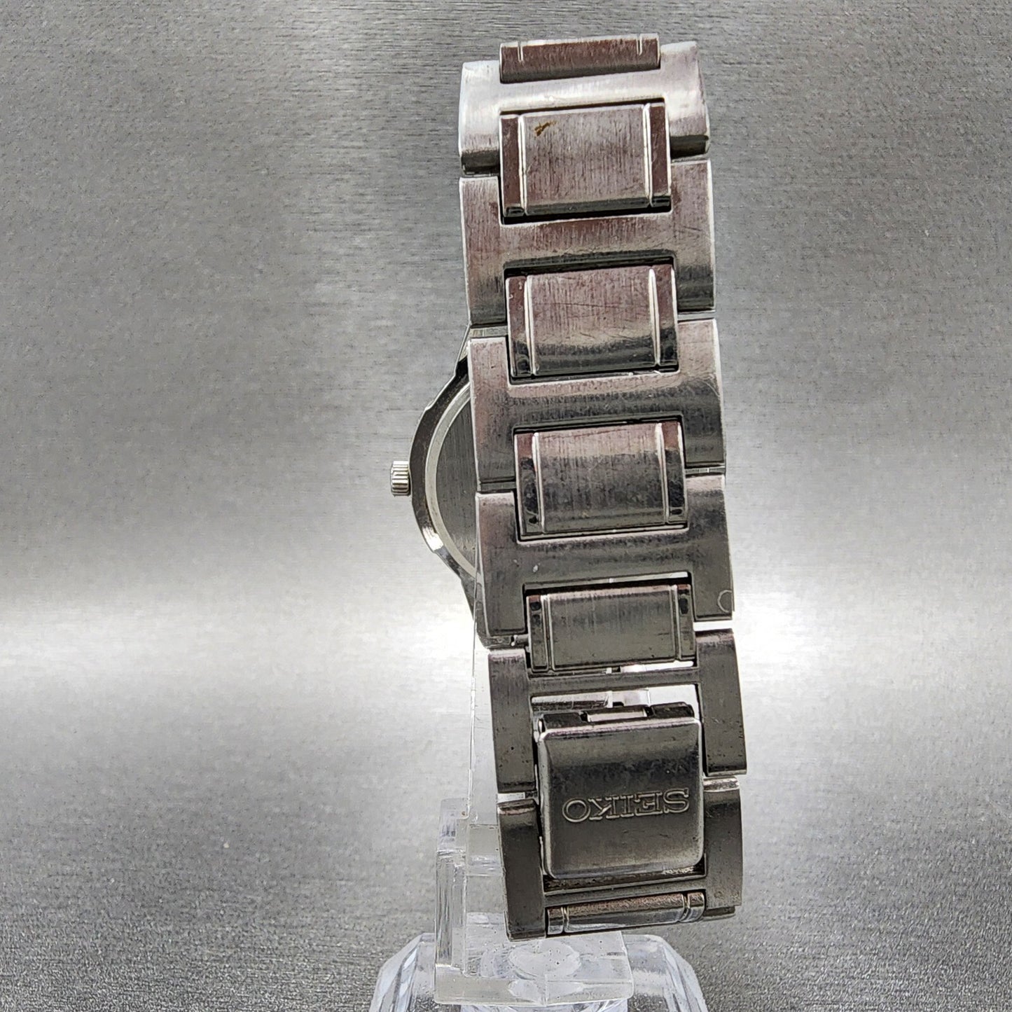 Seiko Watch Men 35mm Black Dial Silver Tone Round V701-2K80 New Battery VTG