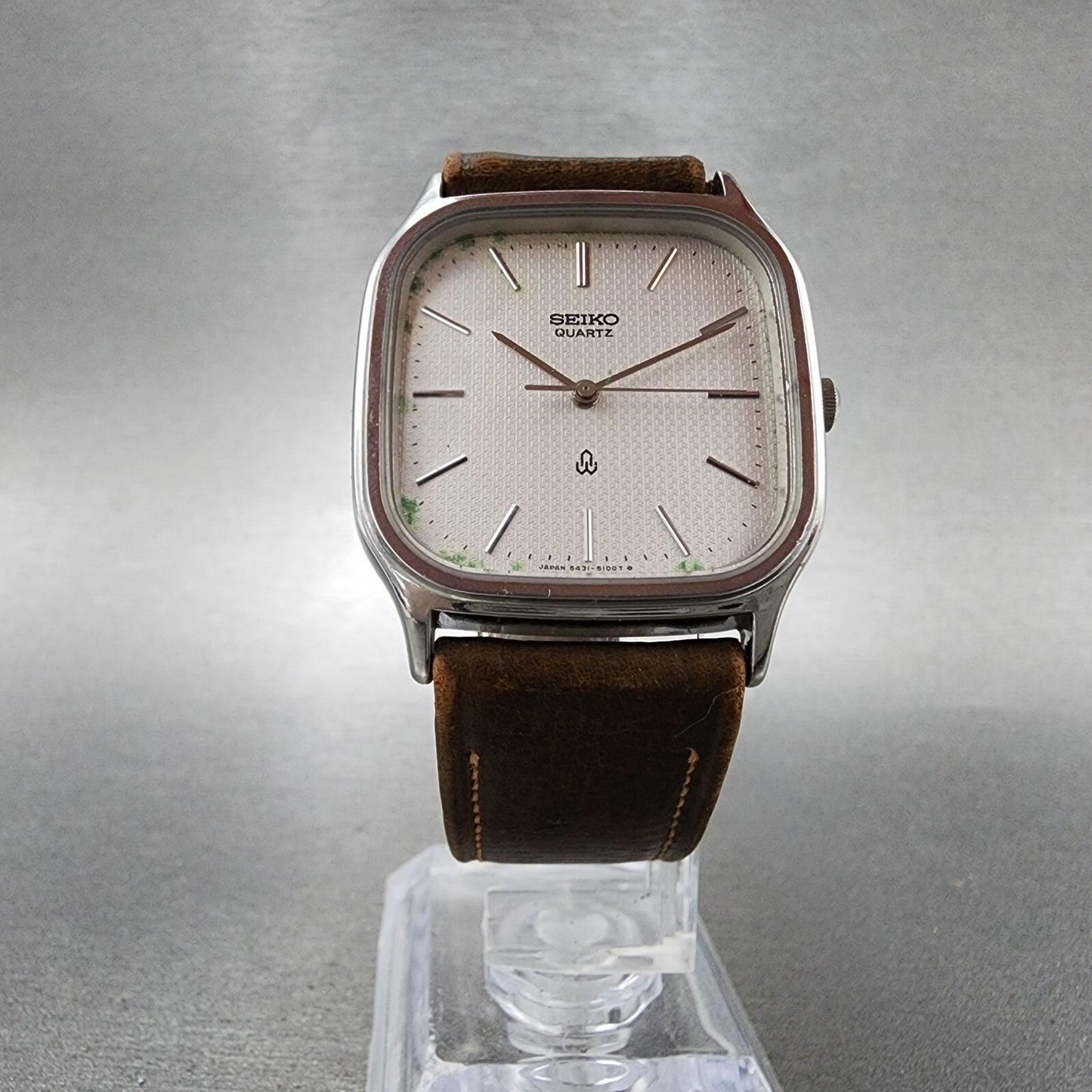 Seiko Watch Men 30mm Silver Dial Silver Tone Square 6431-5050 New Battery