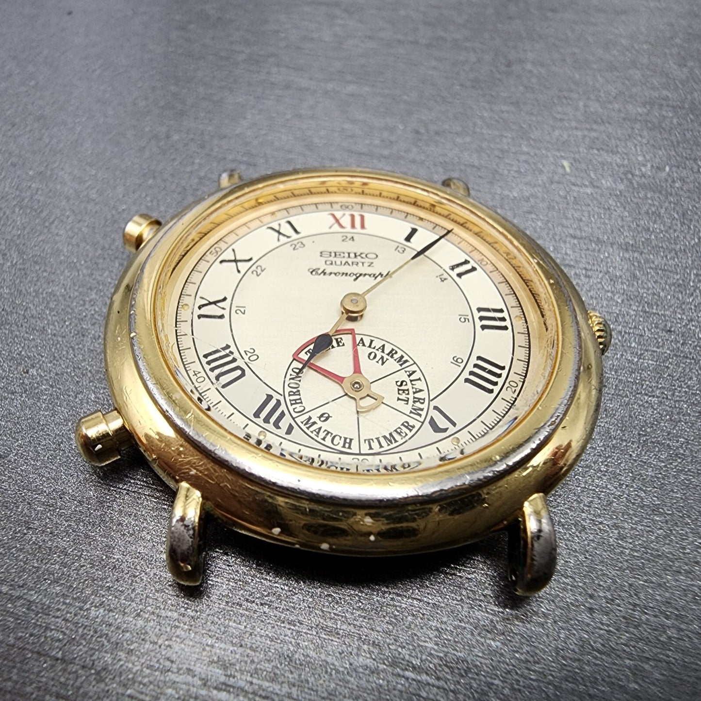 Seiko Chronograph Watch Men 35mm Champagne Dial Gold Tone 8m25-6009 NewBat READ!