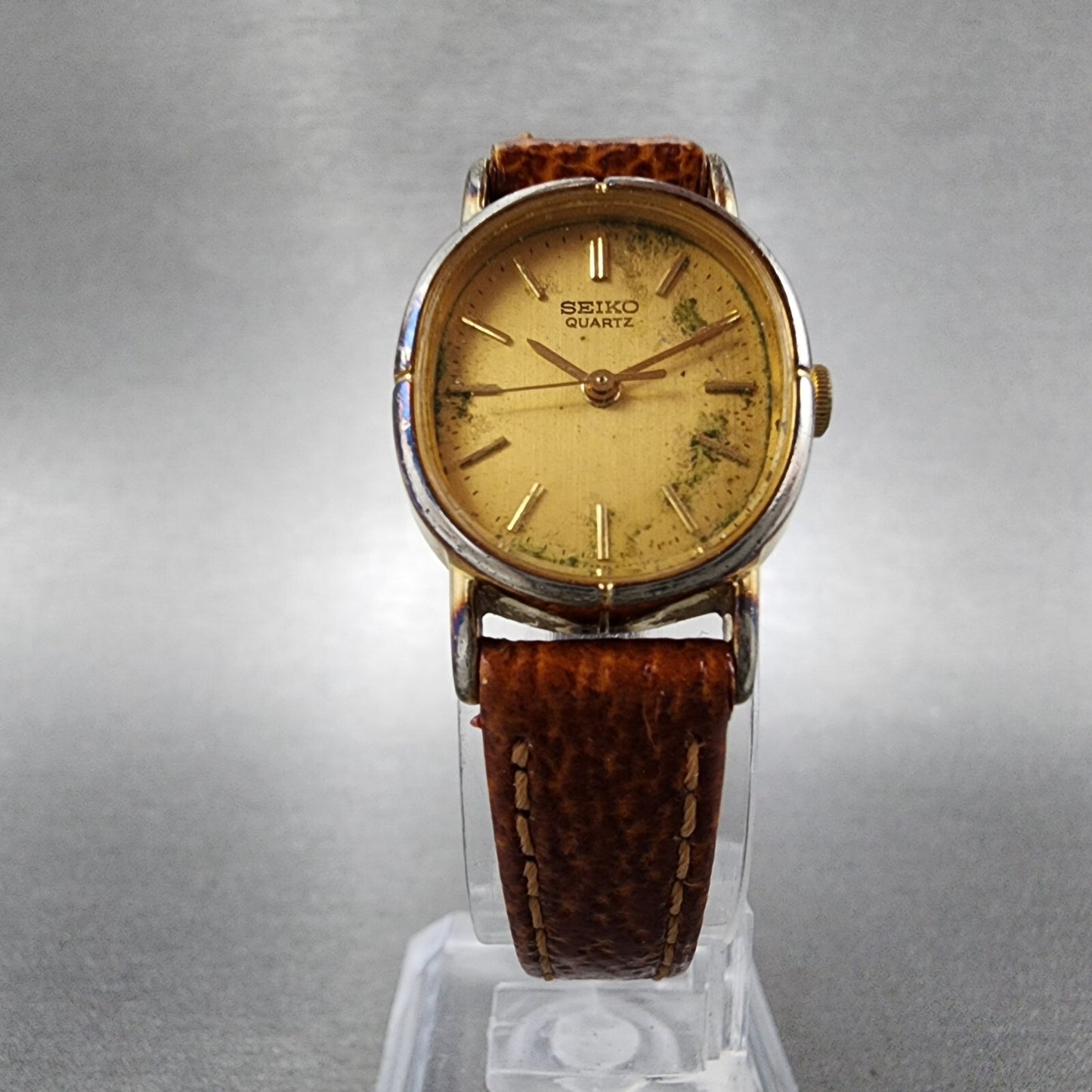 Seiko Watch Women 20mm Champagne Dial Gold Tone Oval 3421-5320 New Battery
