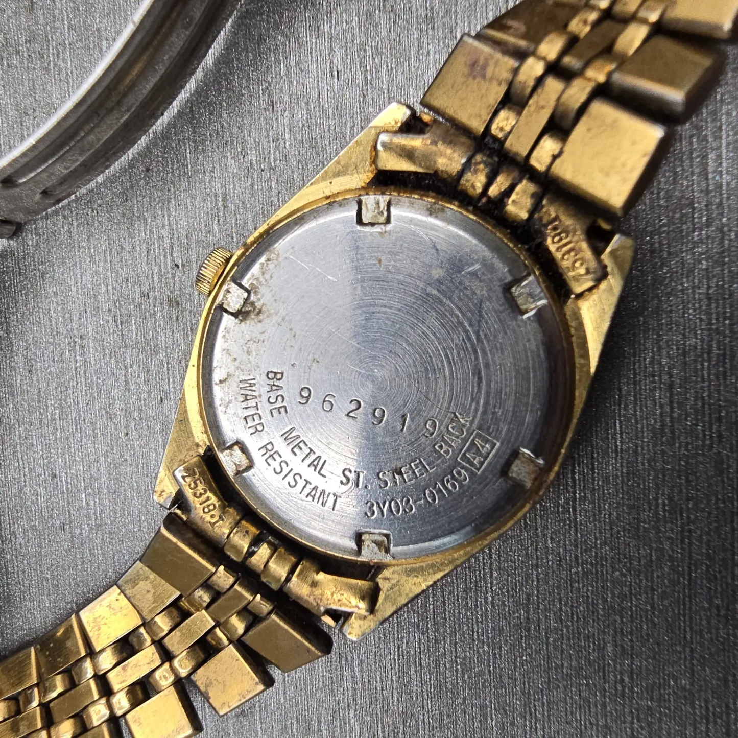 Seiko Watch Women 23mm Black Dial Gold Tone Daydate Round 3Y03-0169 New Battery10