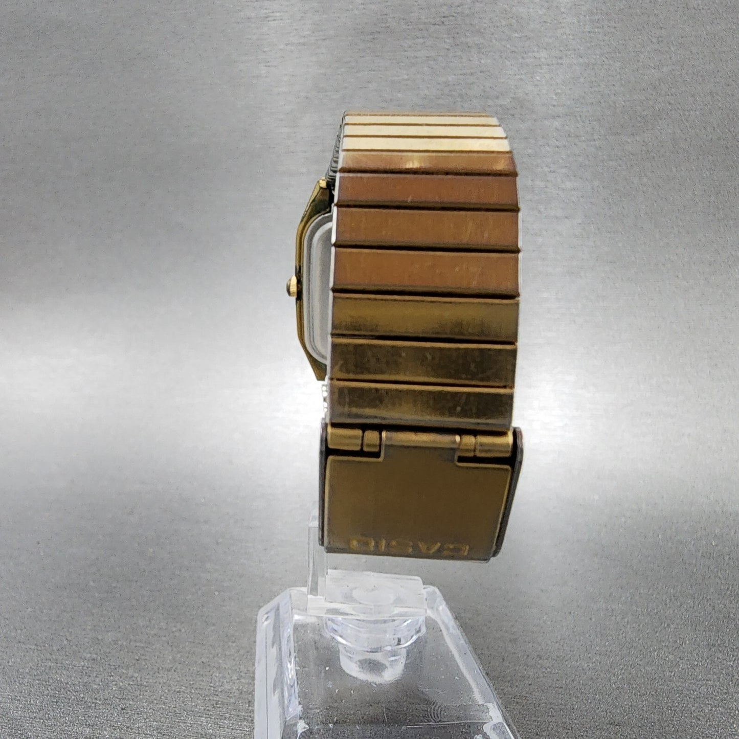 Casio Tank Watch Men 30mm Champagne Dial Gold Tone Rectangle MQ-518 New Battery
