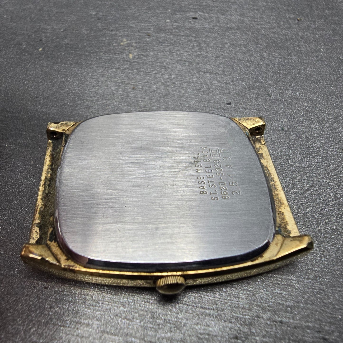 Seiko Tank Watch Men 28mm Champagne Dial Gold Tone Rectangle 8620-5029 PARTS VTG13