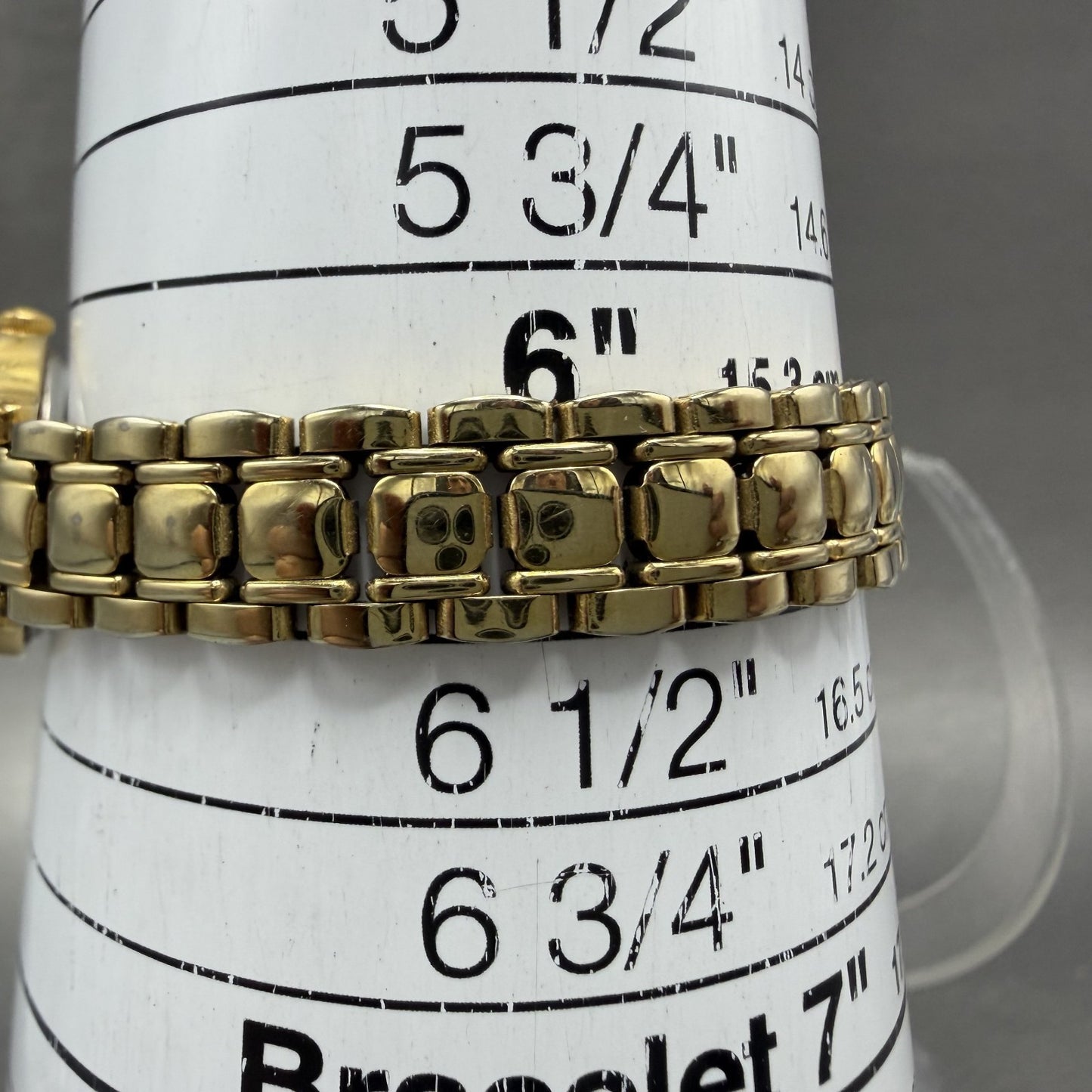 Seiko Watch Women 19mm Cream Dial Gold Tone Round 1N010K30 New Battery9