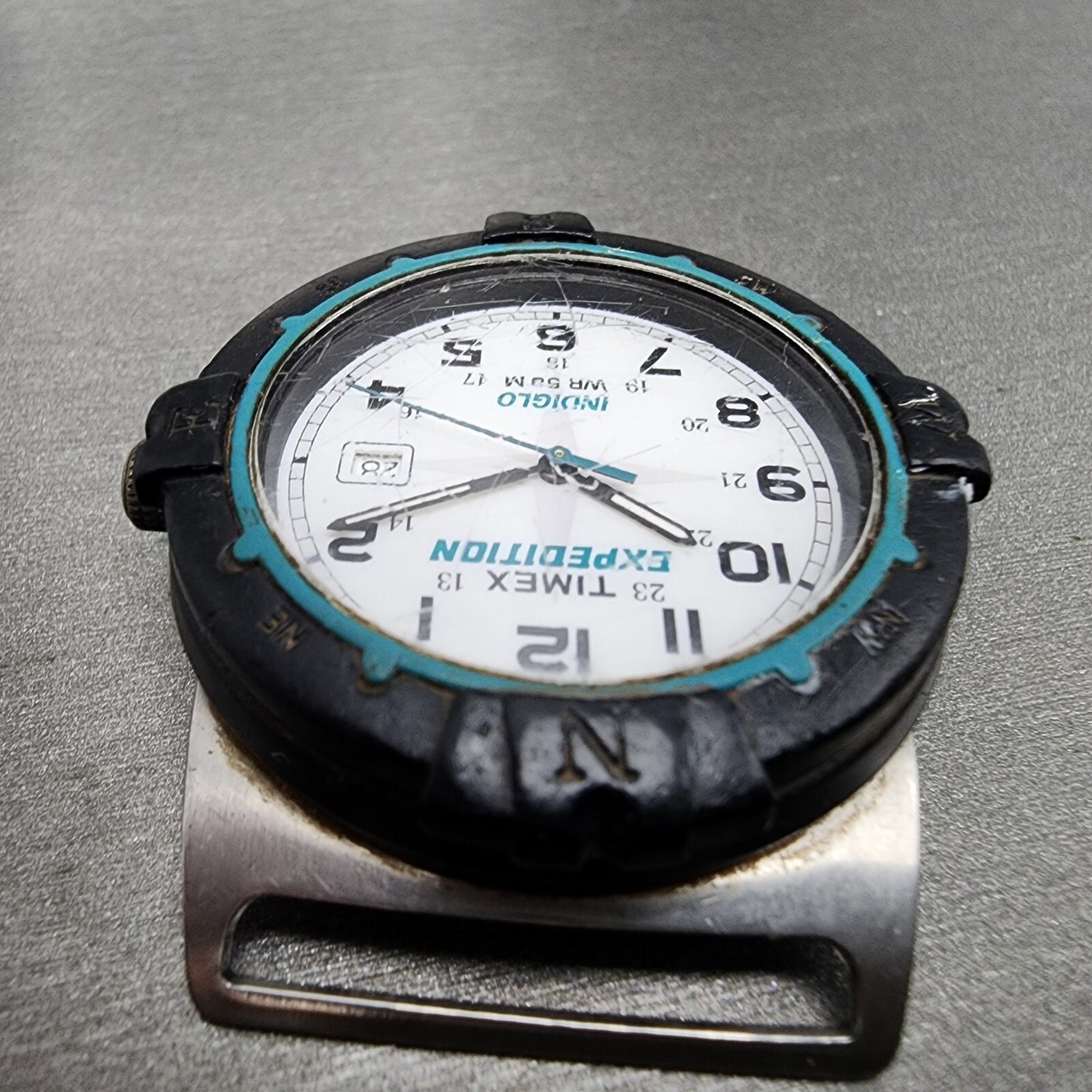 VTG Timex Expedition Watch Men White Dial Silver Tone Date Indiglo 1999 New Batt
