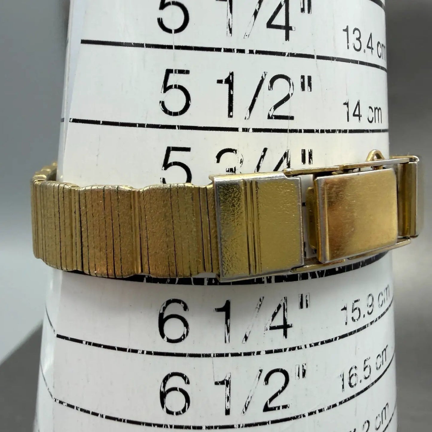 Seiko Tank Watch Women 13mm Champagne Dial Gold Tone 2E20-5039 New Battery VTG10