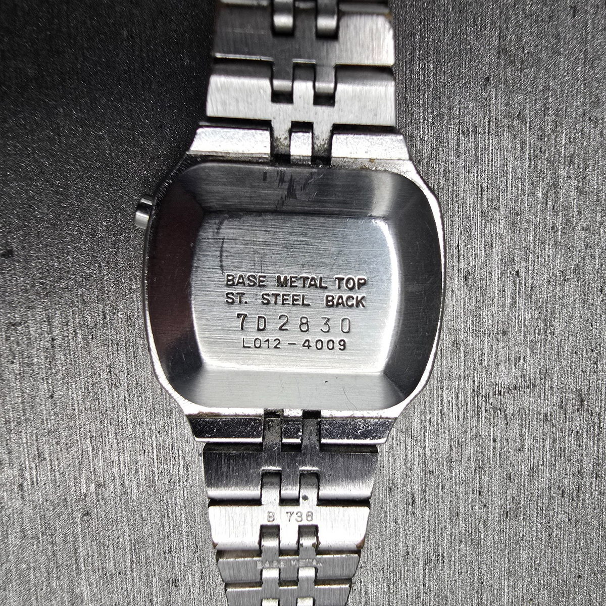 Seiko Digital Watch Women 23mm Blue Dial Silver Tone Rectangle L012-4009 New Bat10