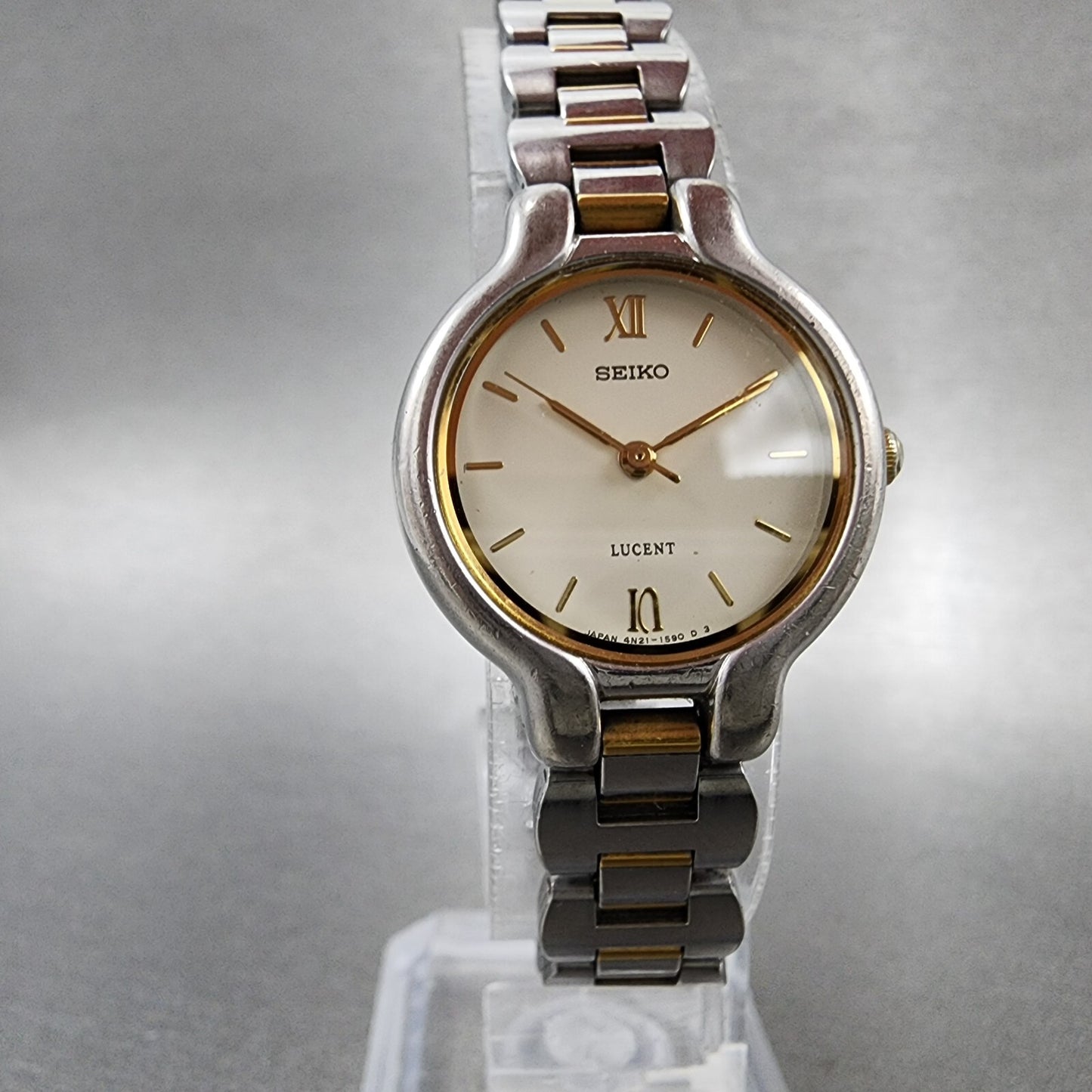Seiko Lucent Watch Women 23mm White Dial Two Tone Round 4n21-0820 New Battery