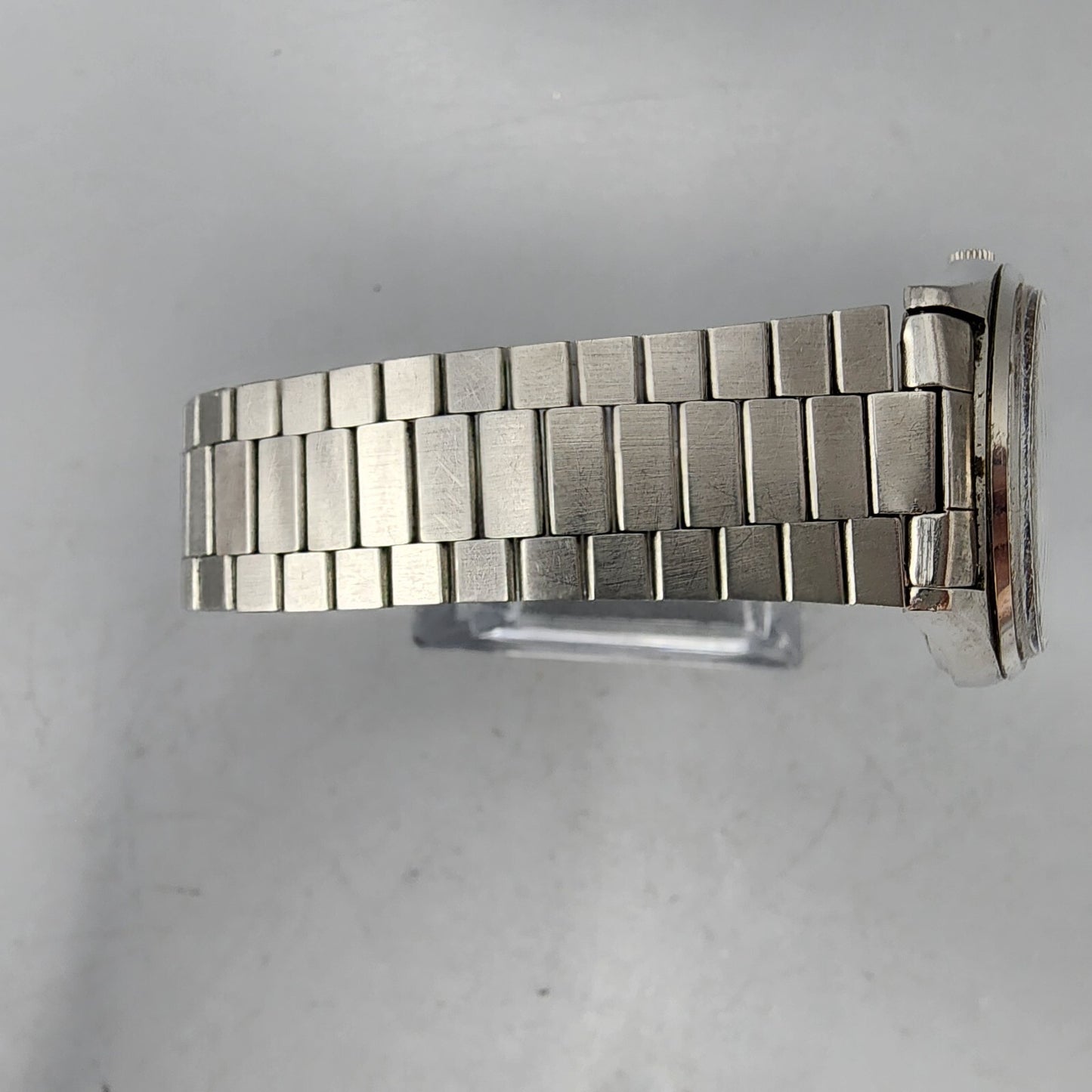 VTG Seiko 5 Watch Men 34mm Gray Dial Silver Tone Daydate Round 8C23-6010 New Bat