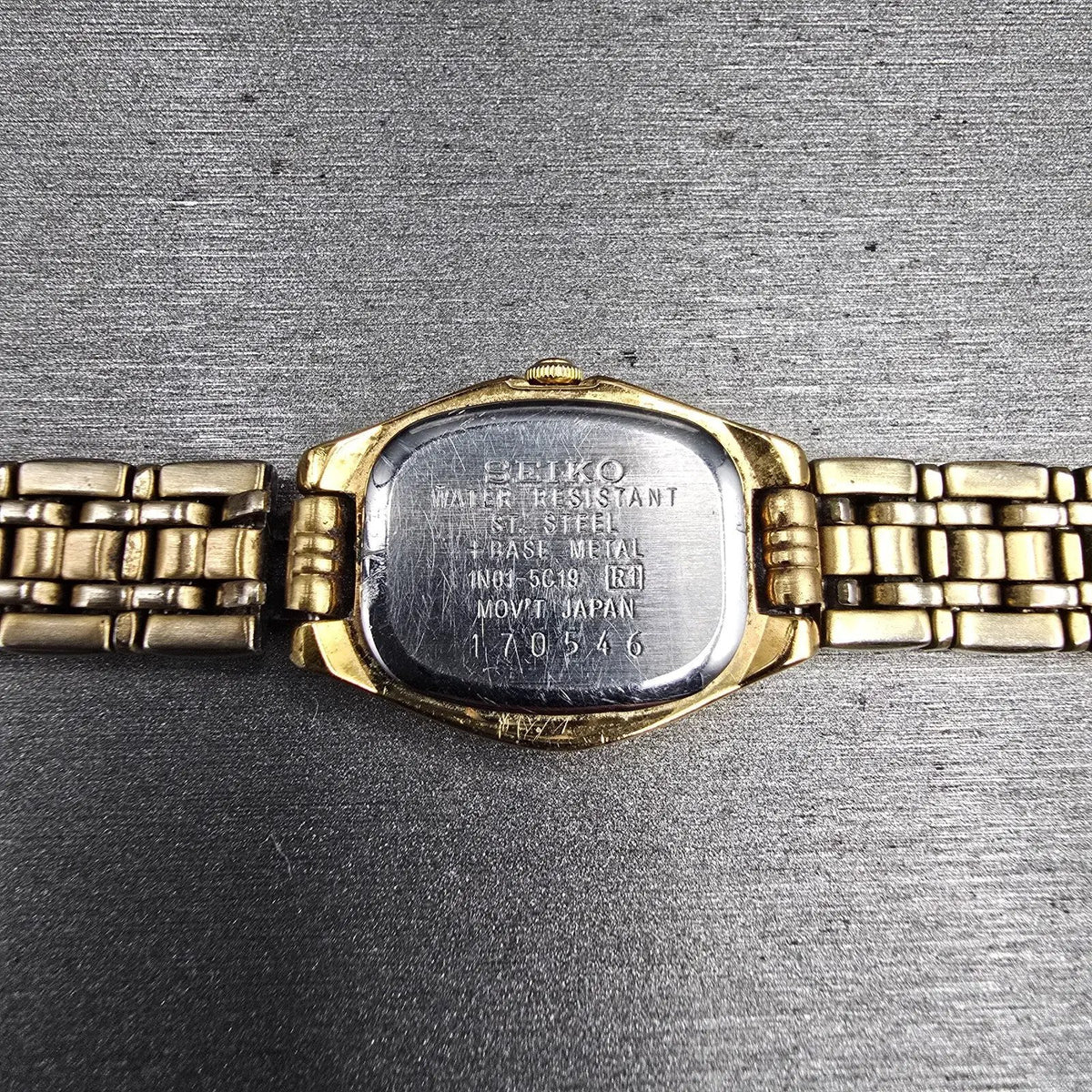 Seiko Watch Women 18mm White Dial Gold Tone Oval 1N01-5C19 New Battery Vintage J10