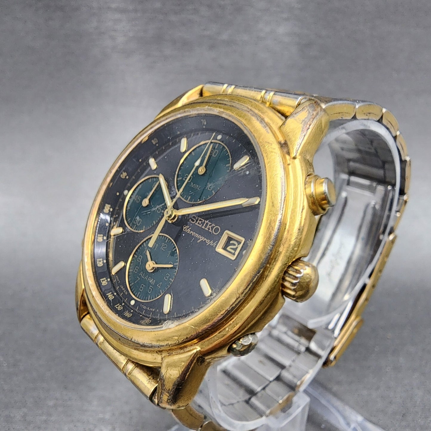 Seiko Chronograph Watch Men 37mm Black Dial Gold Date Alarm 7T32-6G40 READ!!!!!!