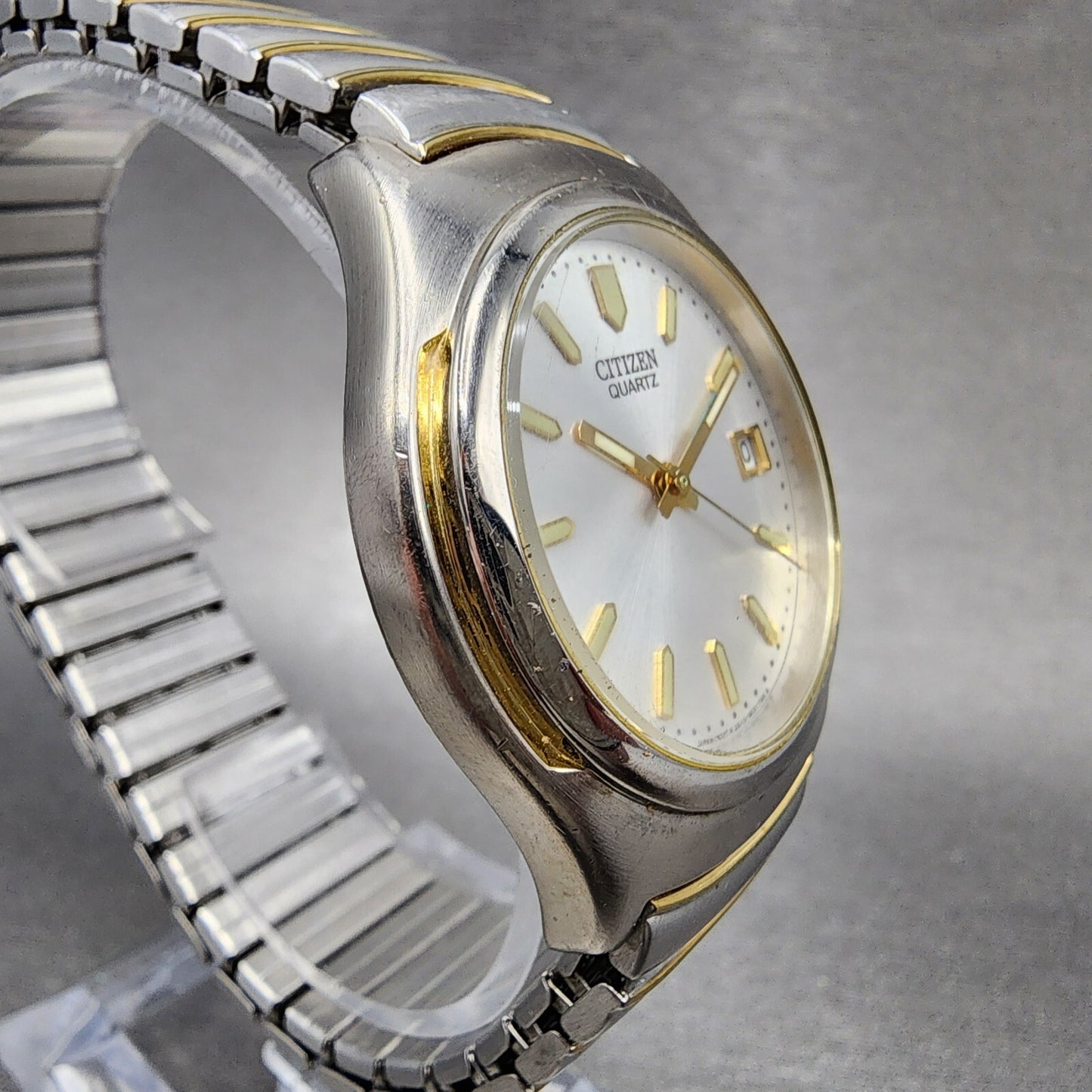 Citizen Watch Men 36mm Silver Dial Two Tone Date Round 2510-S011604 New Battery